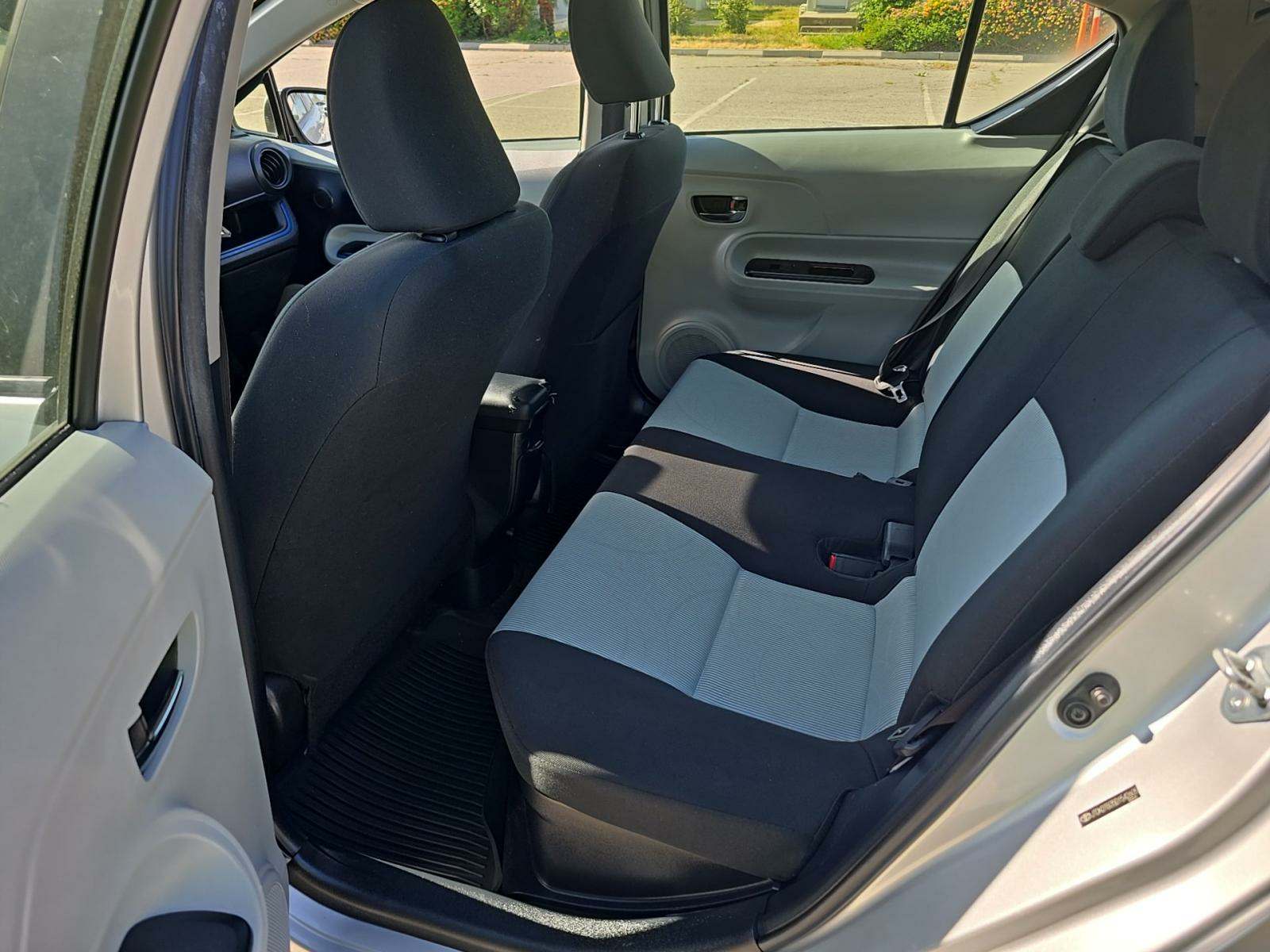 2013 Toyota Prius c Two FWD