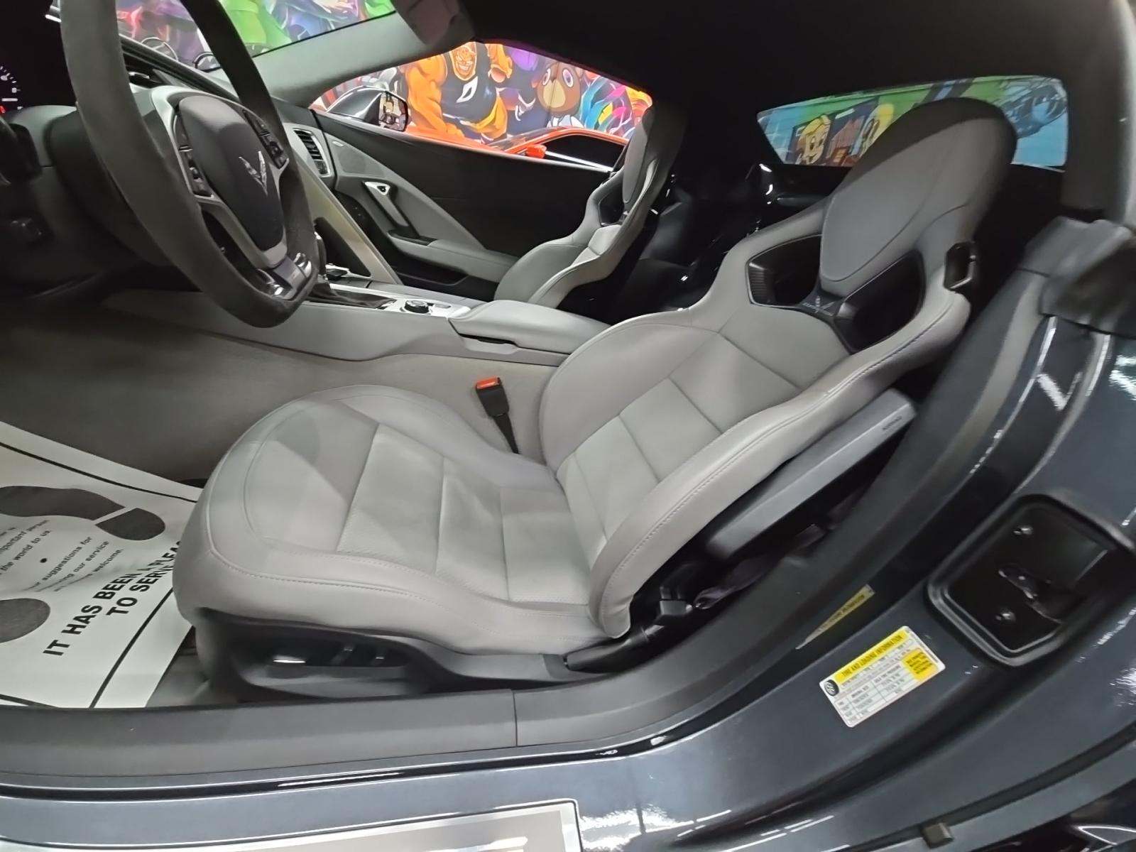 CHEVROLET CORVETTE - 2