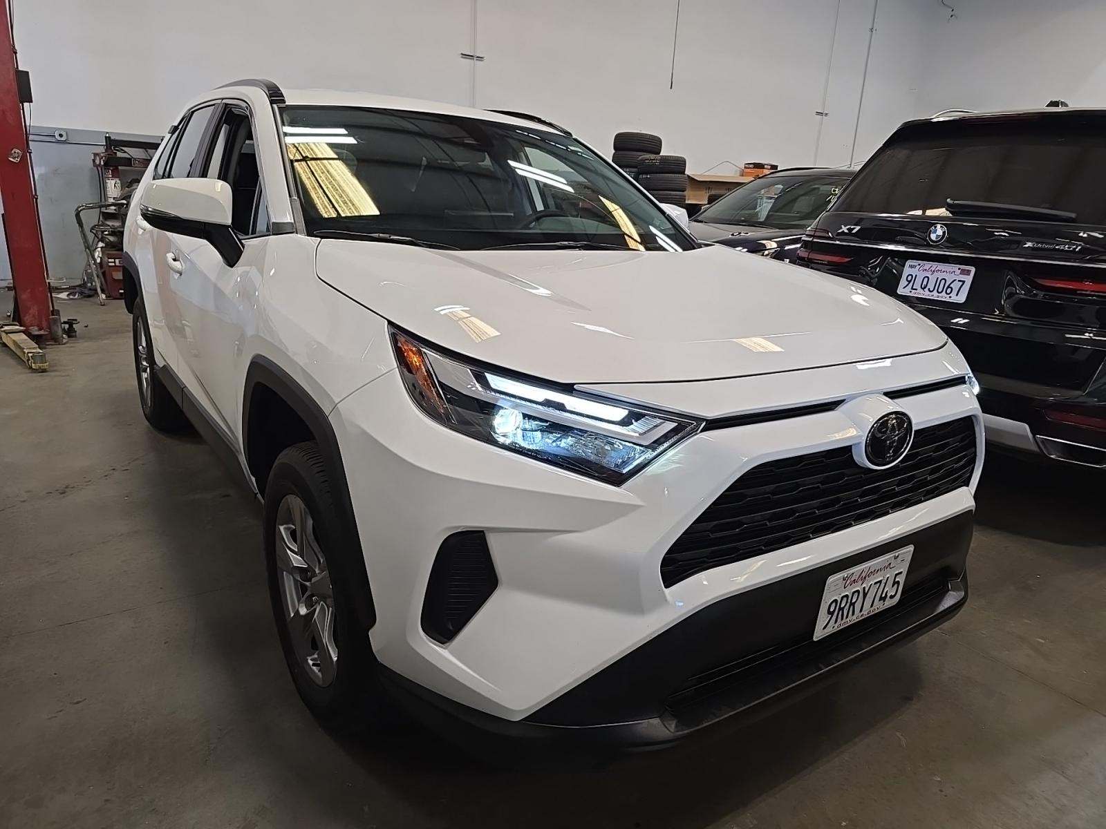 2025 Toyota RAV4 XLE AWD