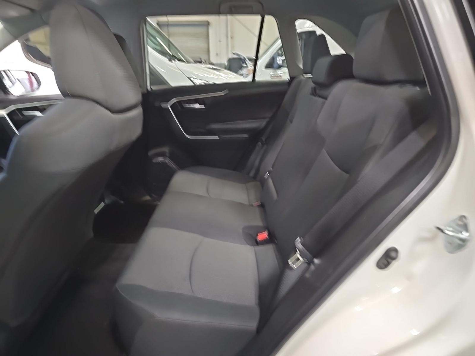 2025 Toyota RAV4 XLE AWD