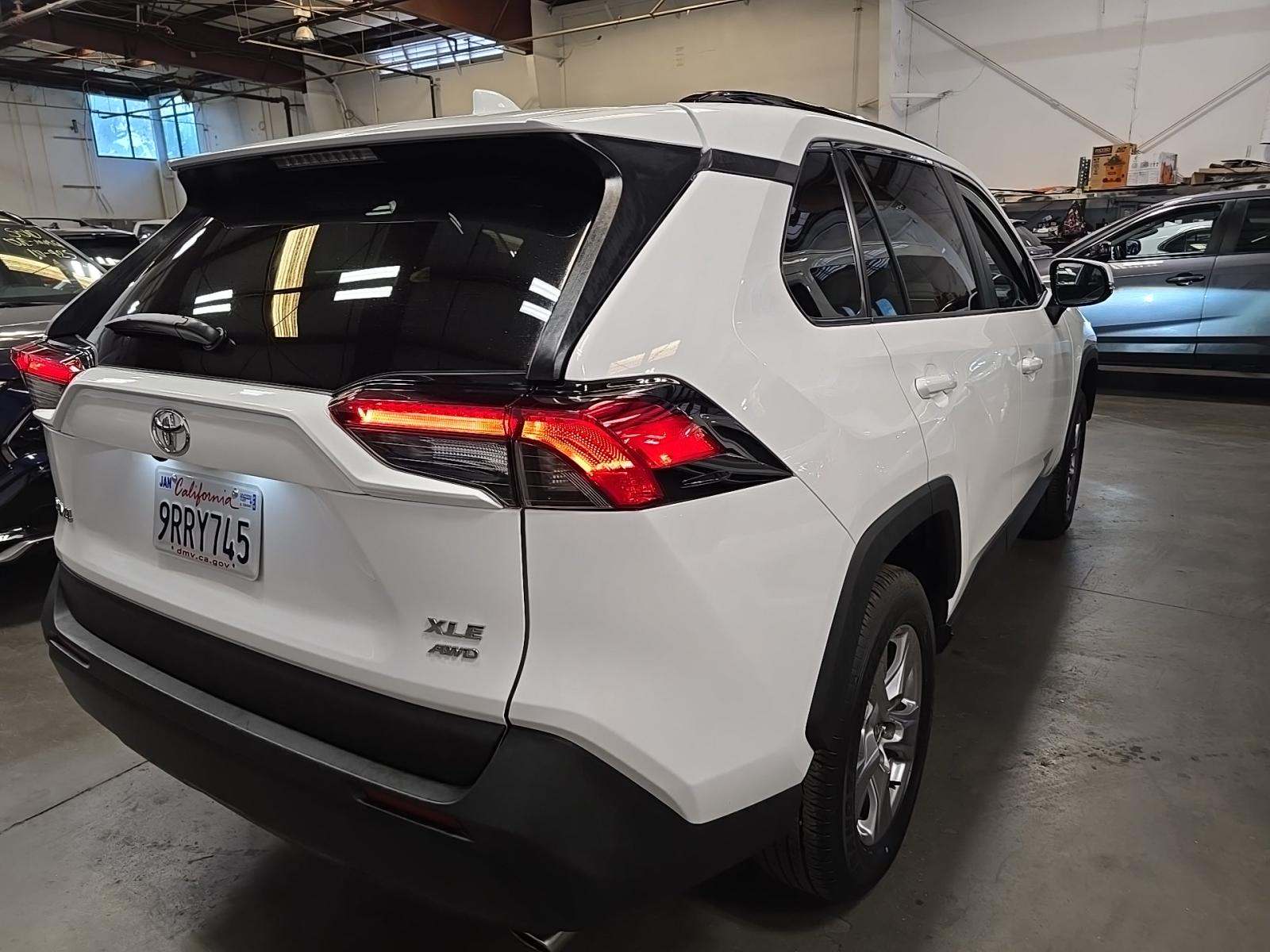 2025 Toyota RAV4 XLE AWD
