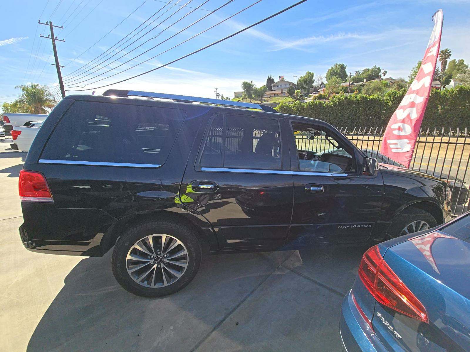 2016 Lincoln Navigator Select AWD