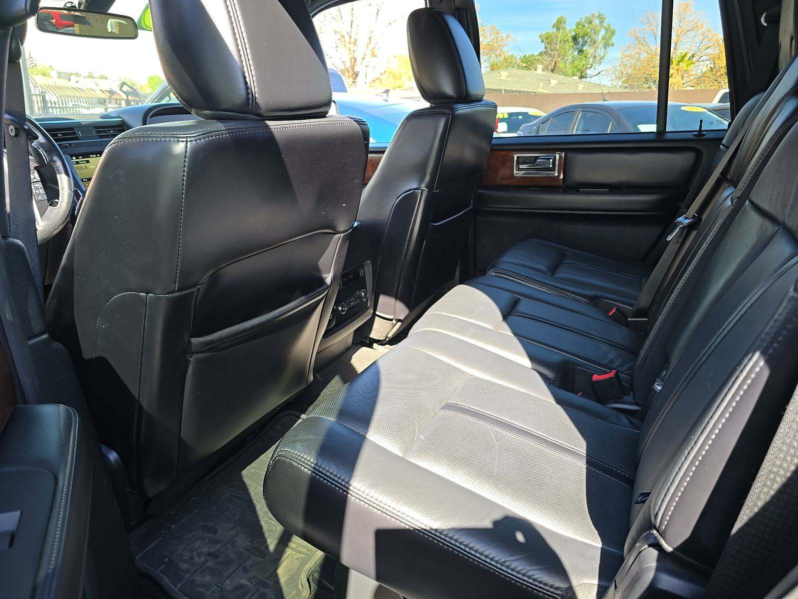 2016 Lincoln Navigator Select AWD