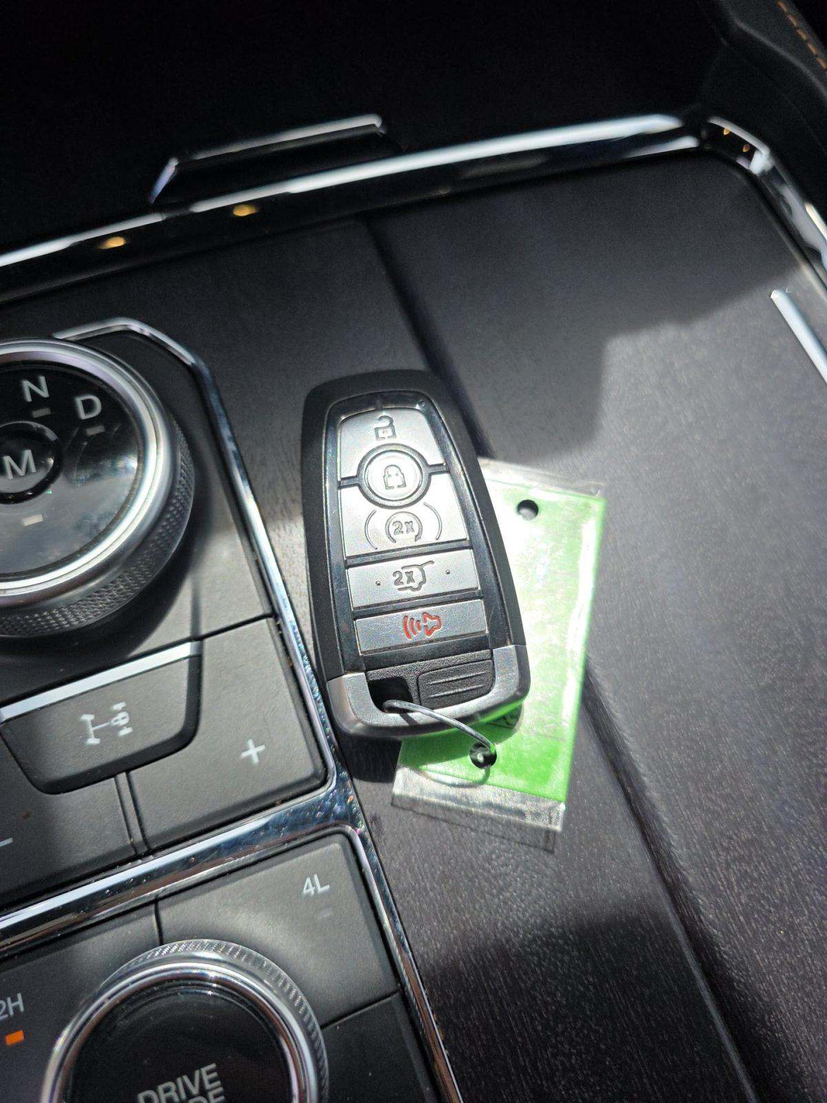 FORD EXPEDITION - 8