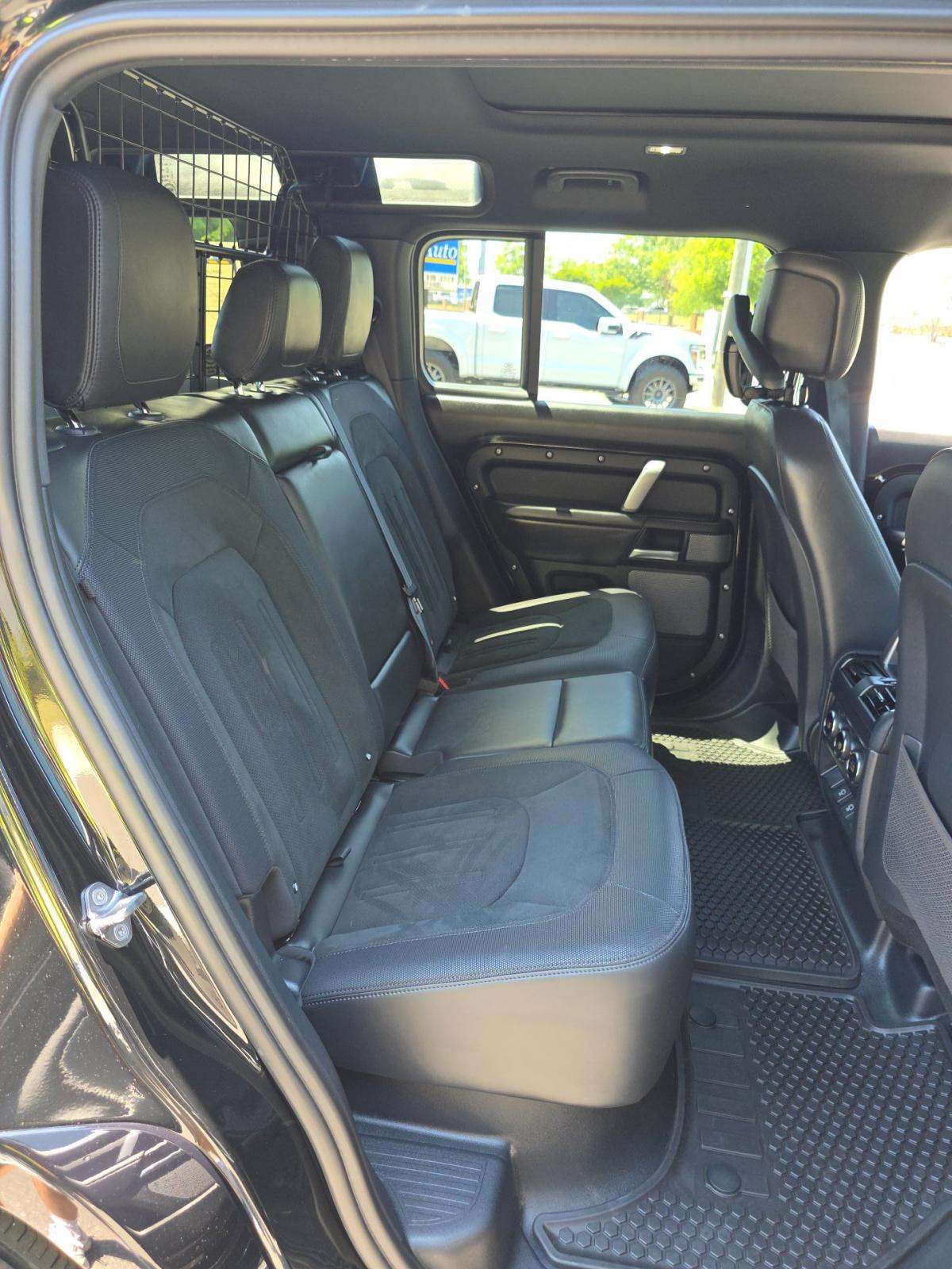 2024 Land Rover Defender 110 V8 AWD