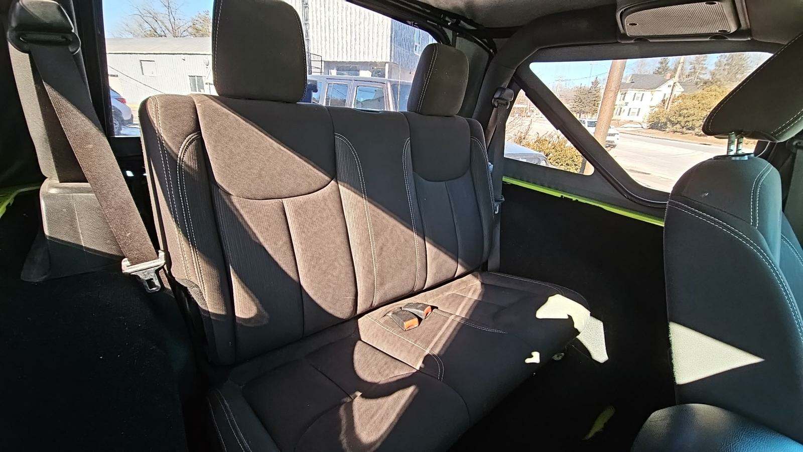 2017 Jeep Wrangler Sahara AWD