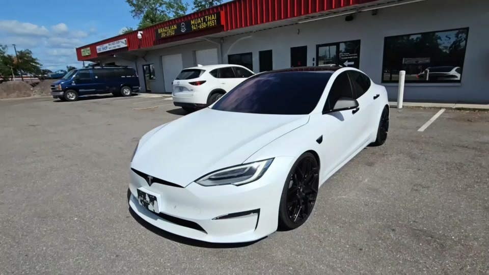 2021 Tesla Model S Plaid