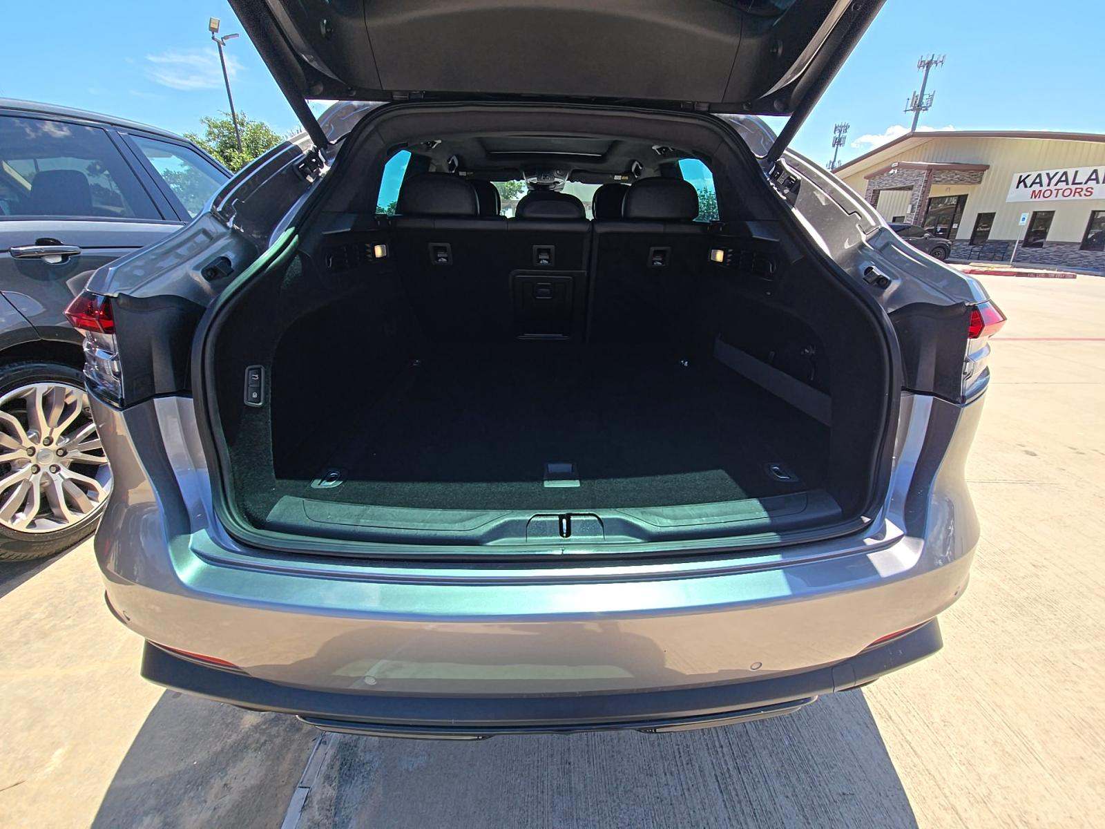 2021 Maserati Levante Base AWD