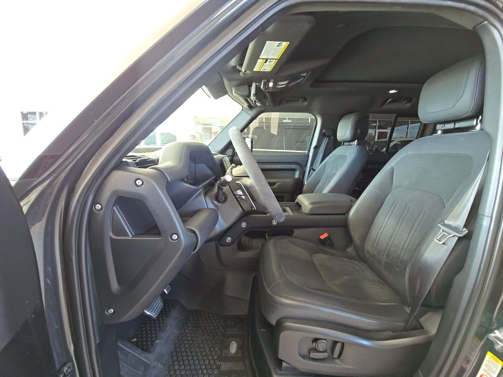 2023 Land Rover Defender 110 V8 AWD