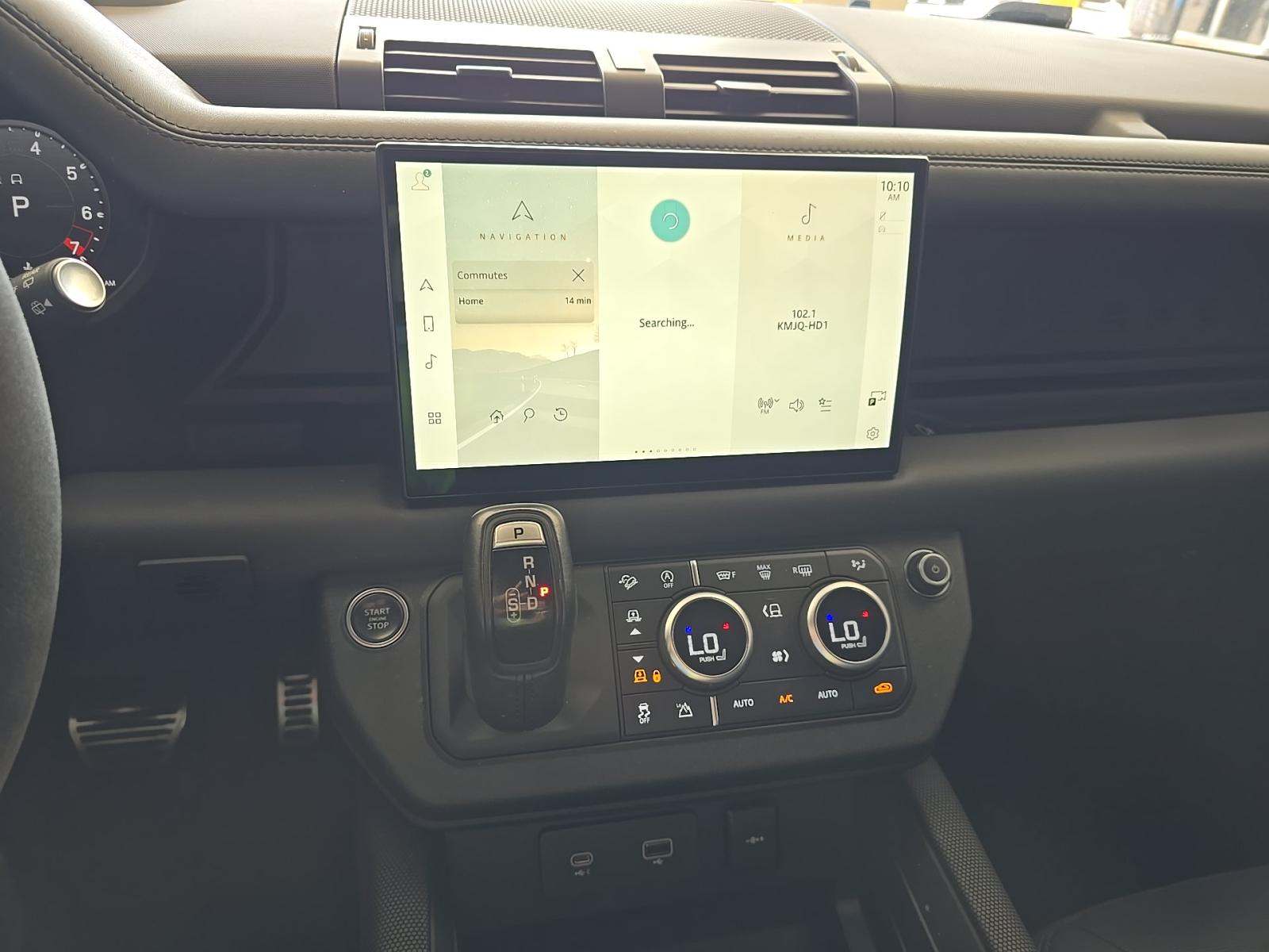 2023 Land Rover Defender 110 V8 AWD