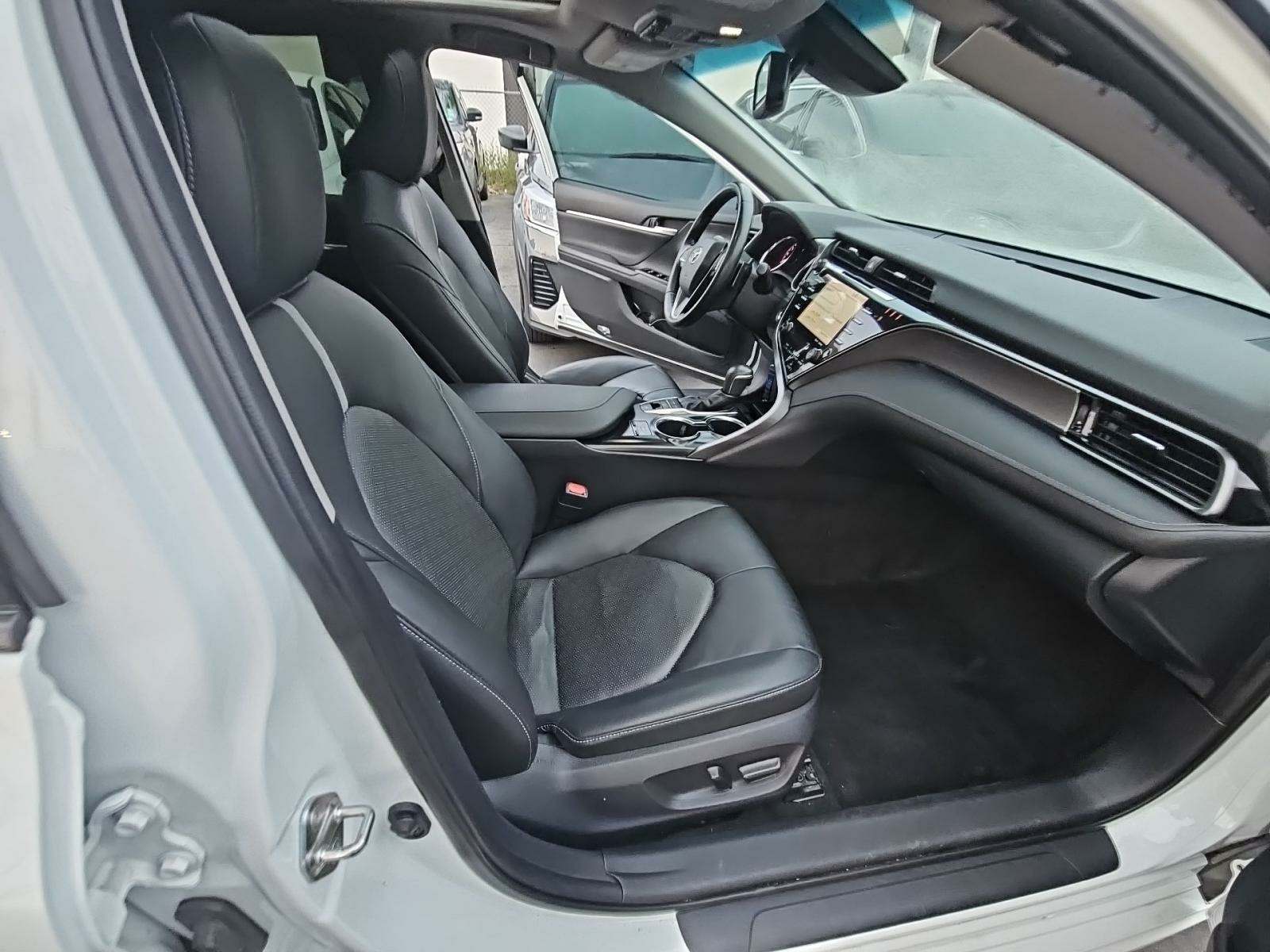 2019 Toyota Camry XSE FWD