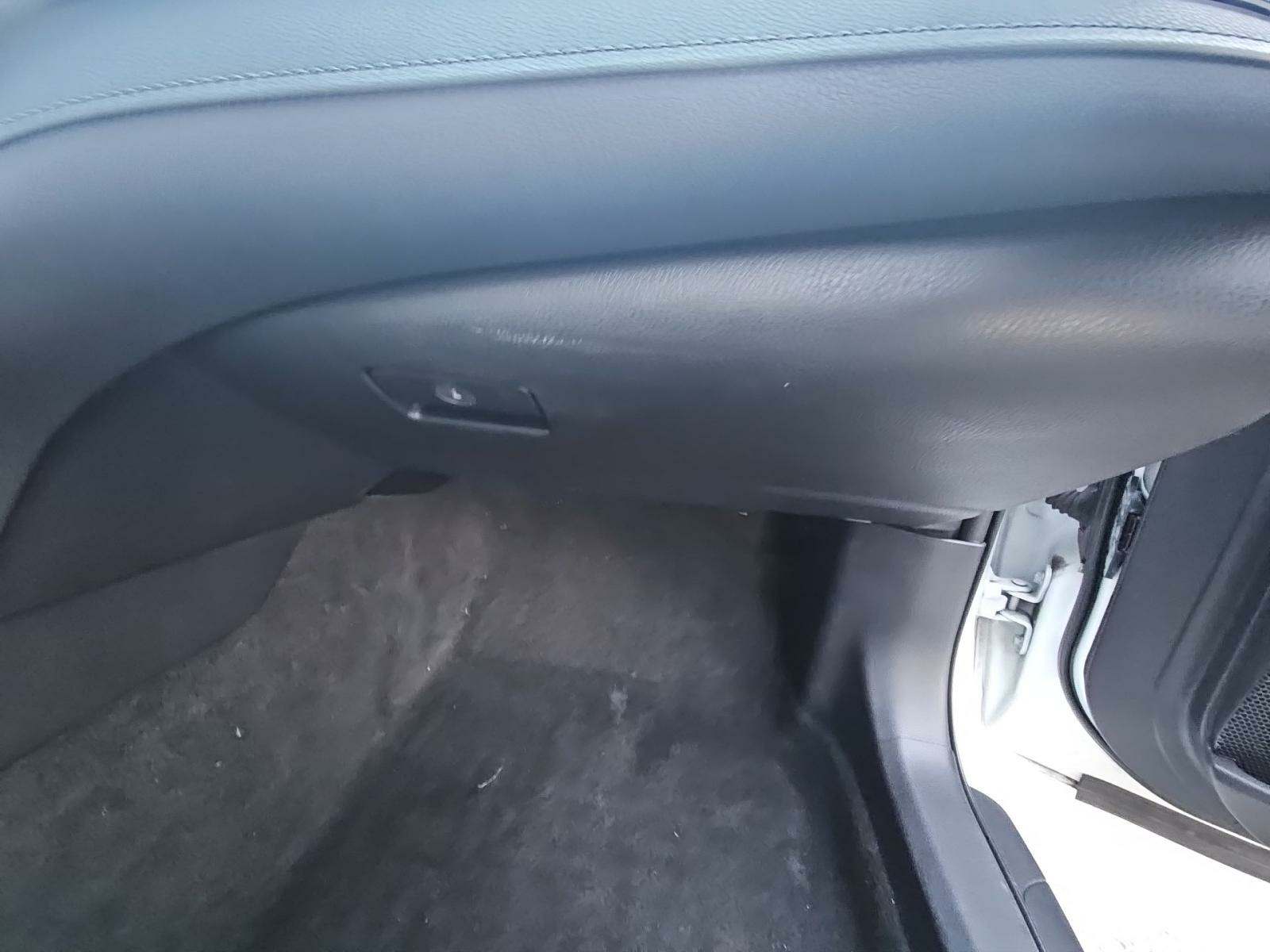 2019 Toyota Camry XSE FWD