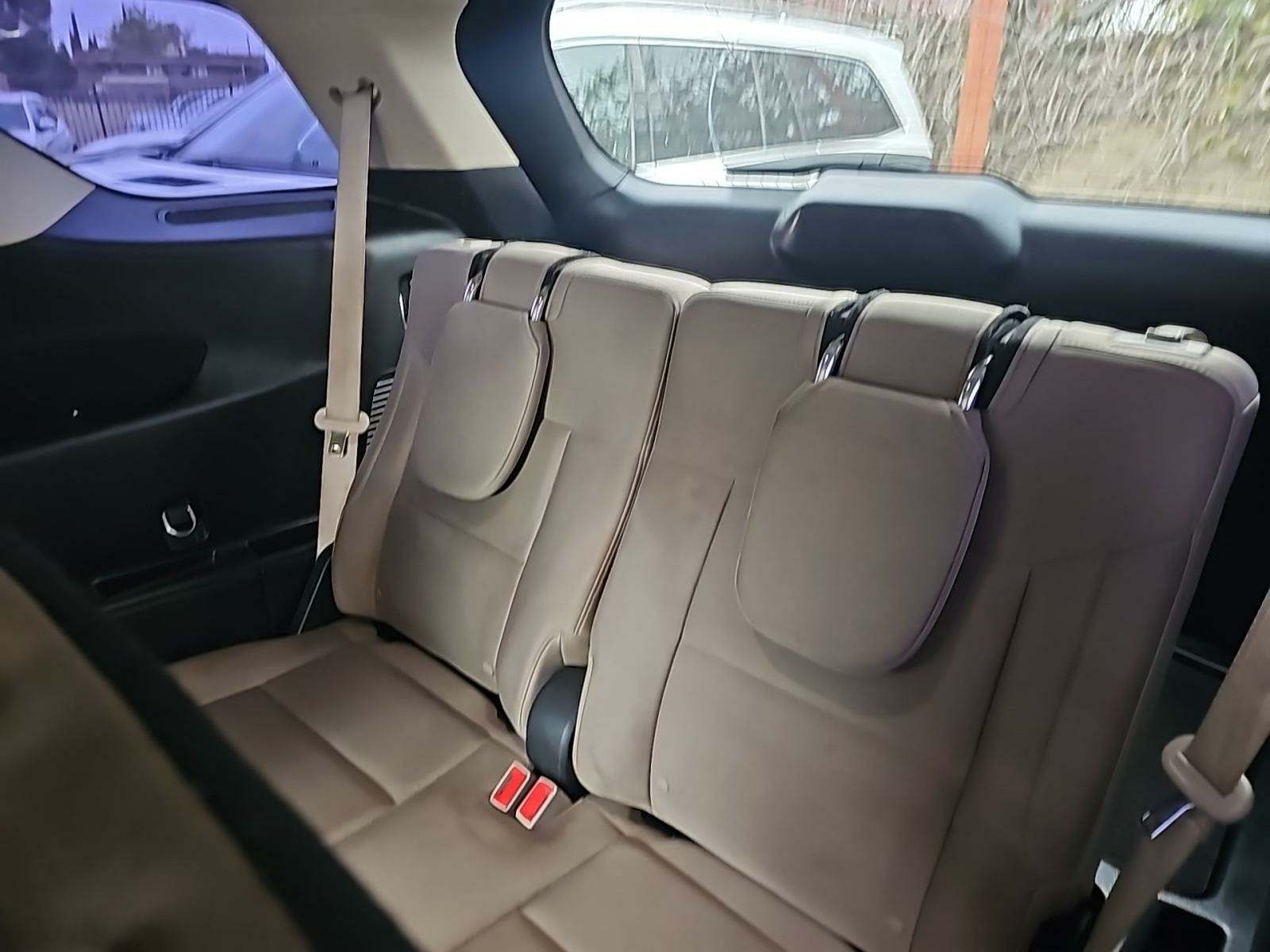 2020 Ford Explorer XLT RWD