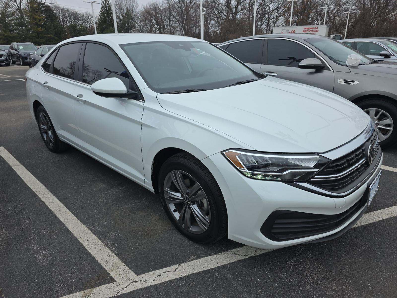 2024 Volkswagen Jetta 1.5T SE FWD