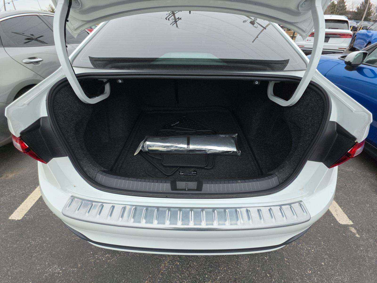 2024 Volkswagen Jetta 1.5T SE FWD