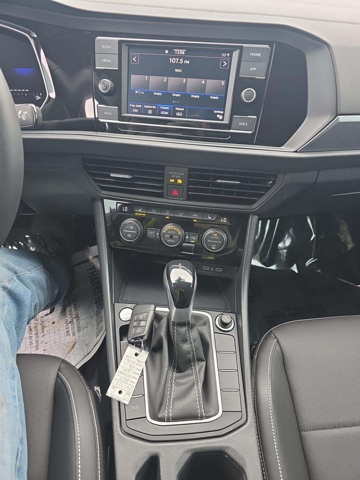 2024 Volkswagen Jetta 1.5T SE FWD