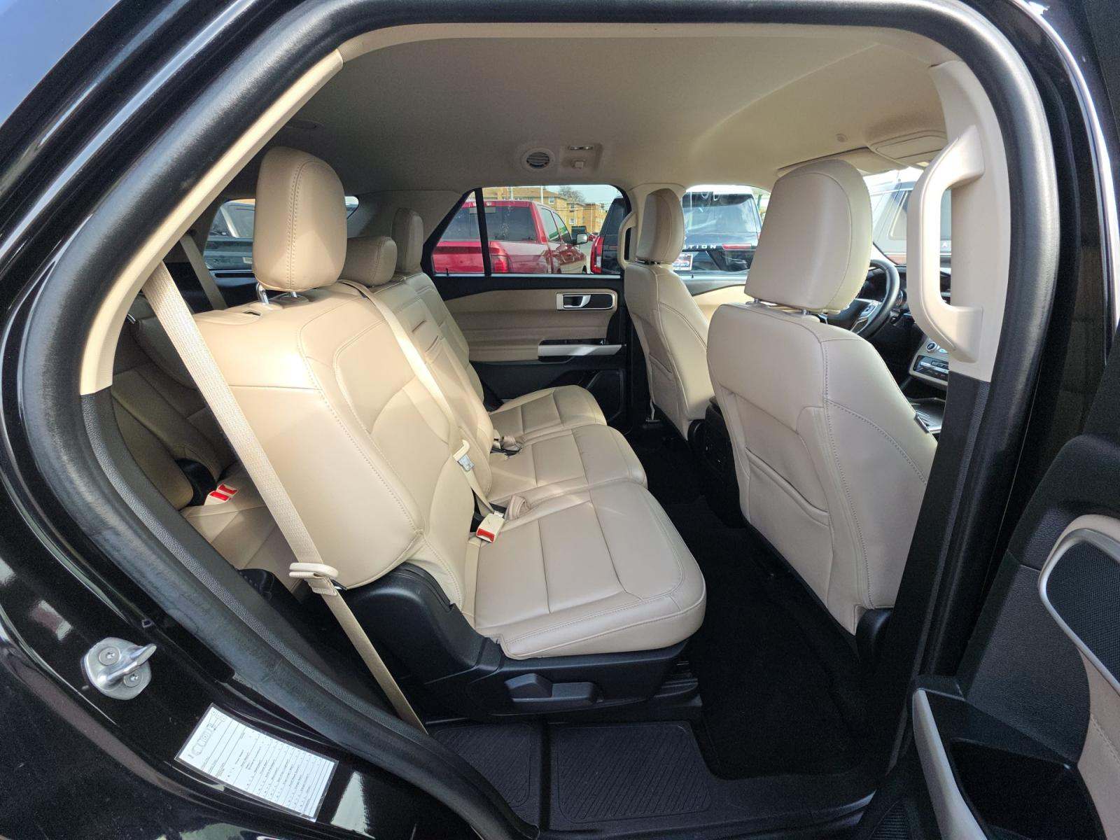 2024 Ford Explorer XLT RWD