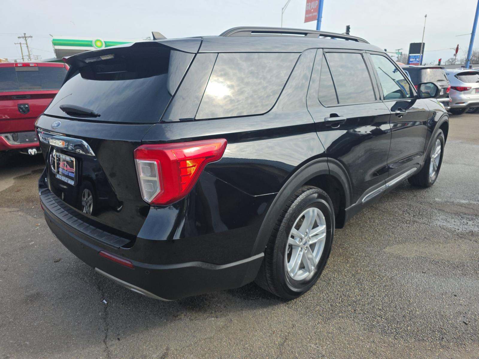 2024 Ford Explorer XLT RWD