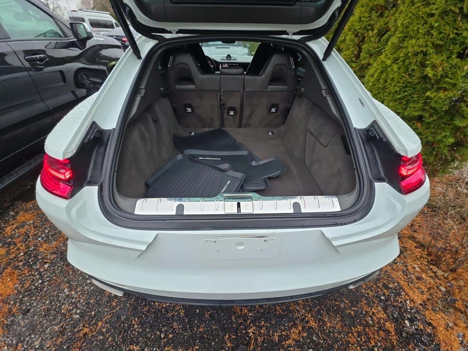 2019 Porsche Panamera E-Hybrid 4 AWD