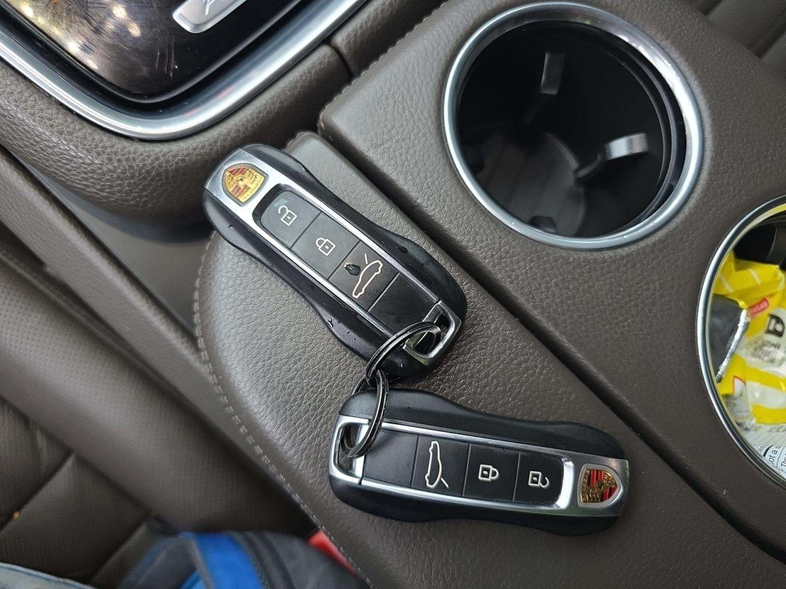 2019 Porsche Panamera E-Hybrid 4 AWD