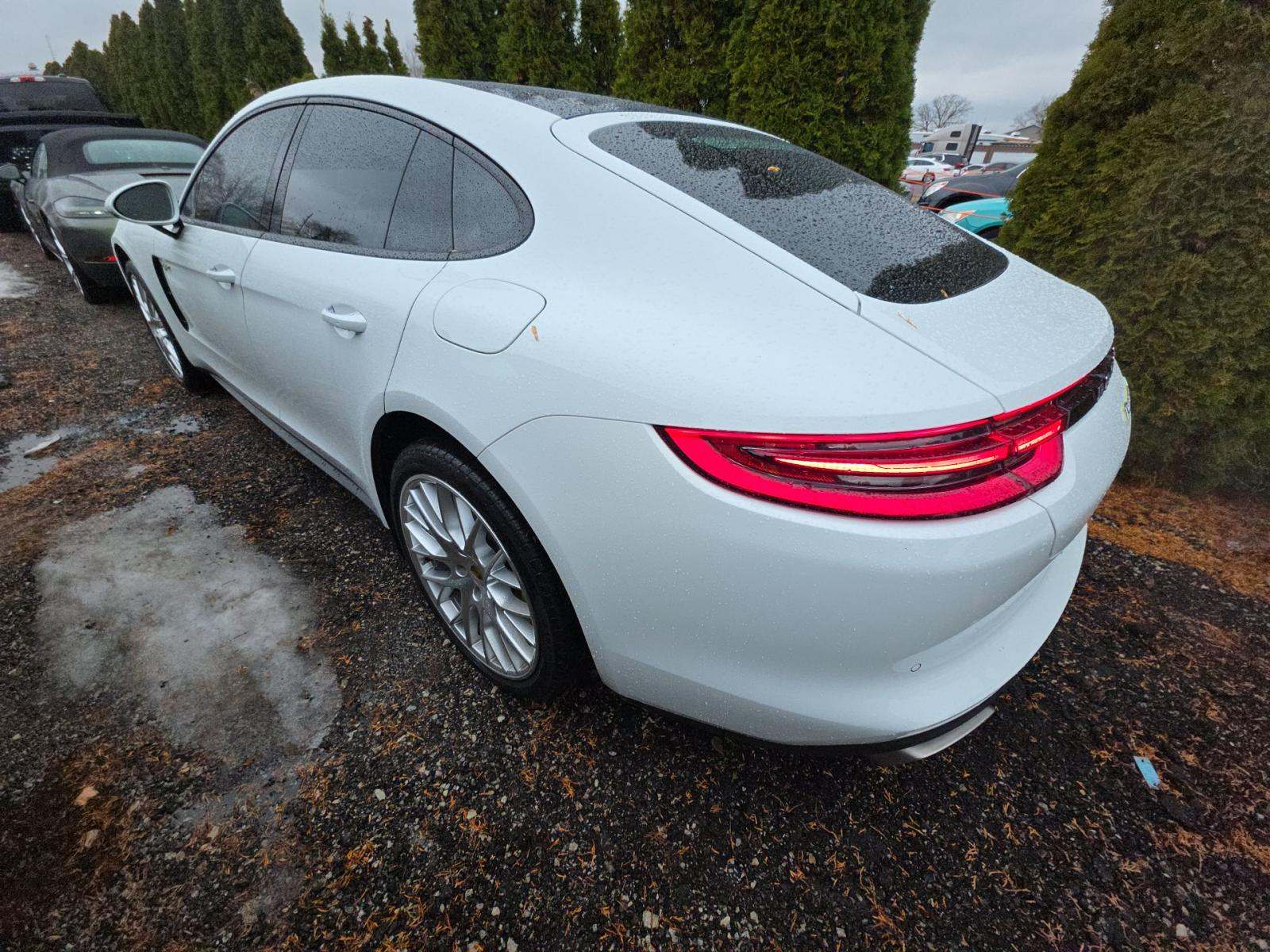 2019 Porsche Panamera E-Hybrid 4 AWD