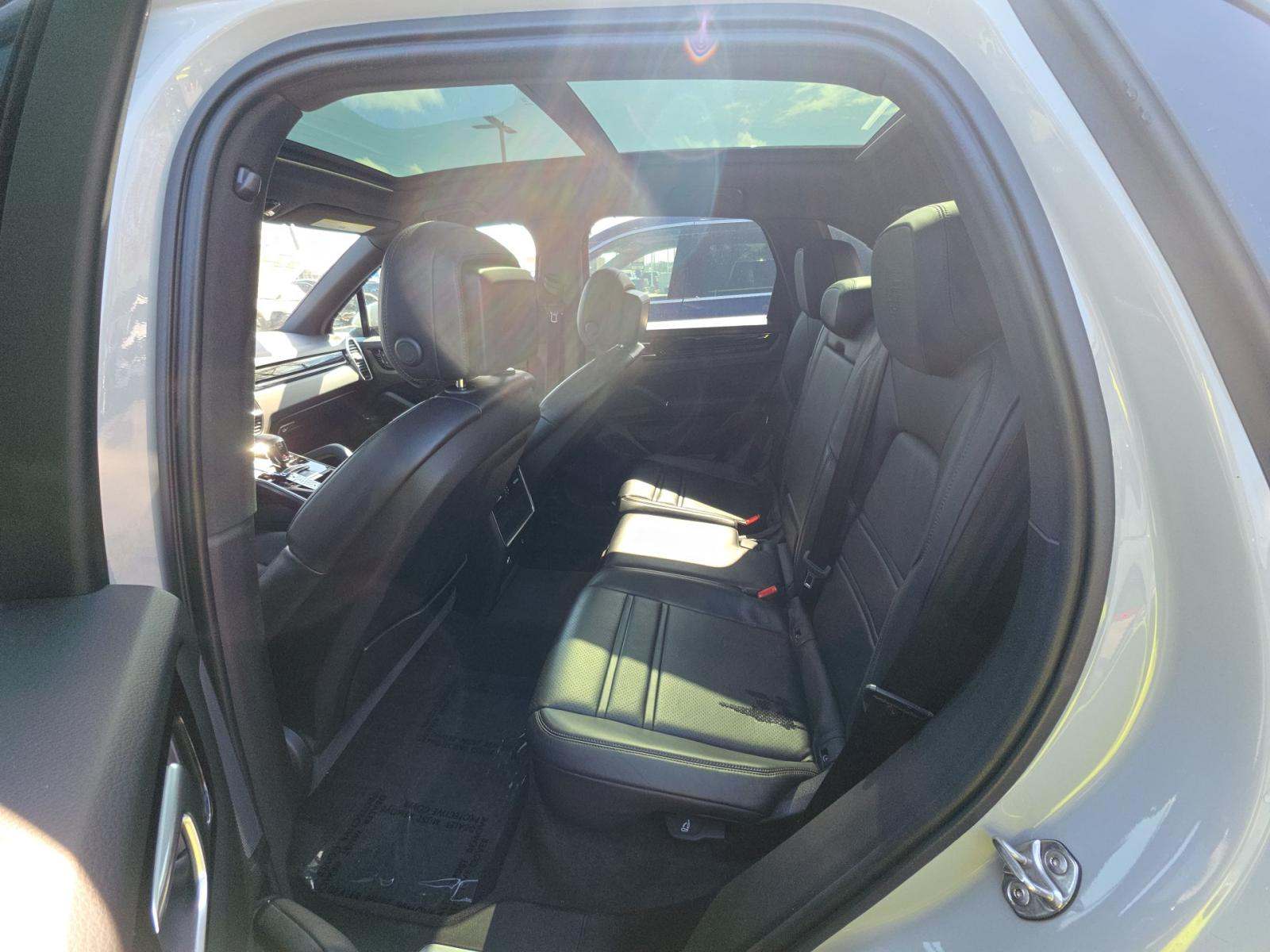 2023 Porsche Cayenne Base AWD