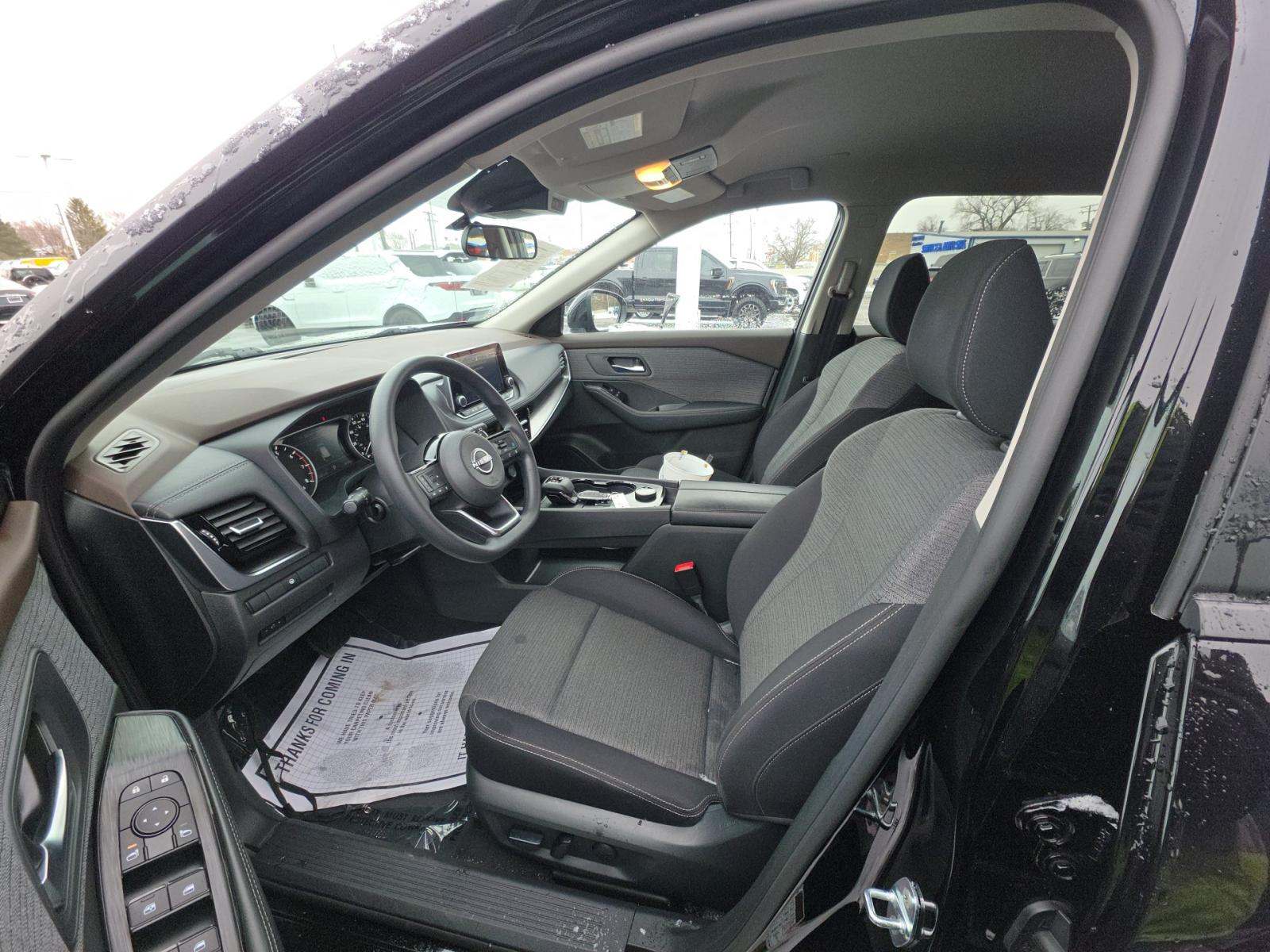 2023 Nissan Rogue SV AWD