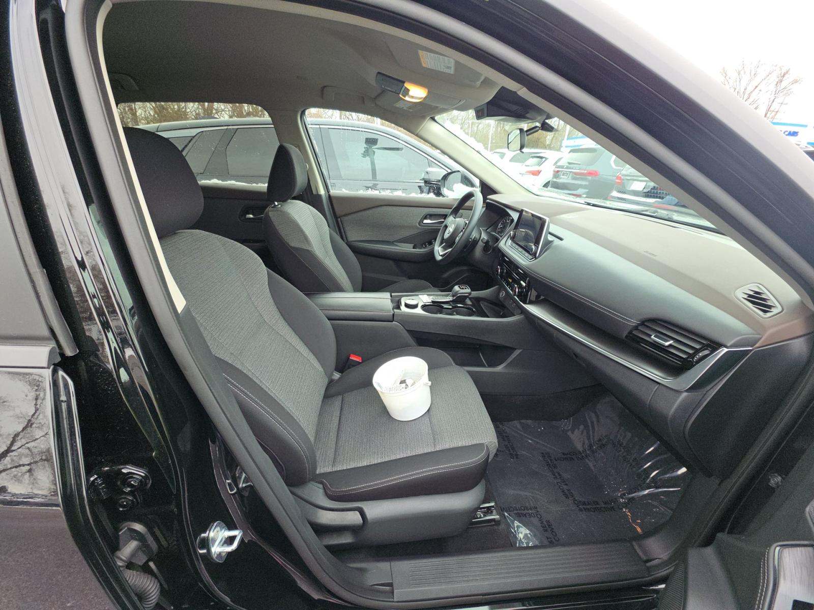 2023 Nissan Rogue SV AWD