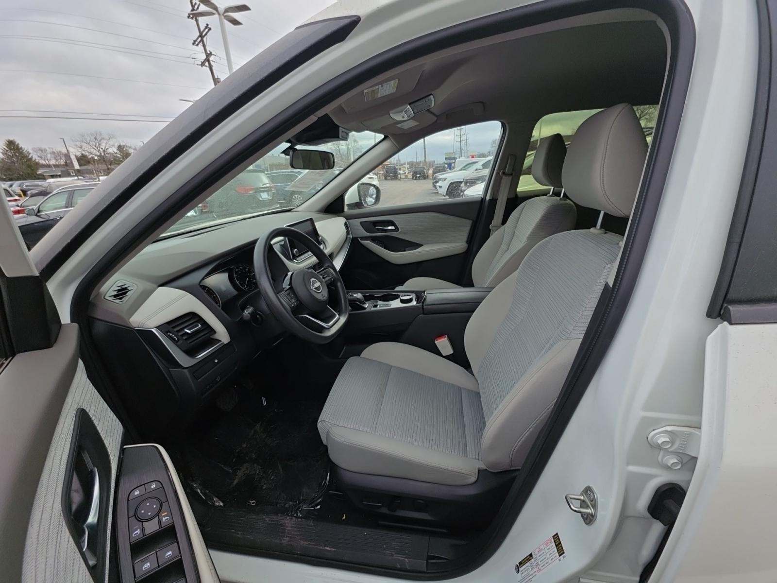 2023 Nissan Rogue SV AWD