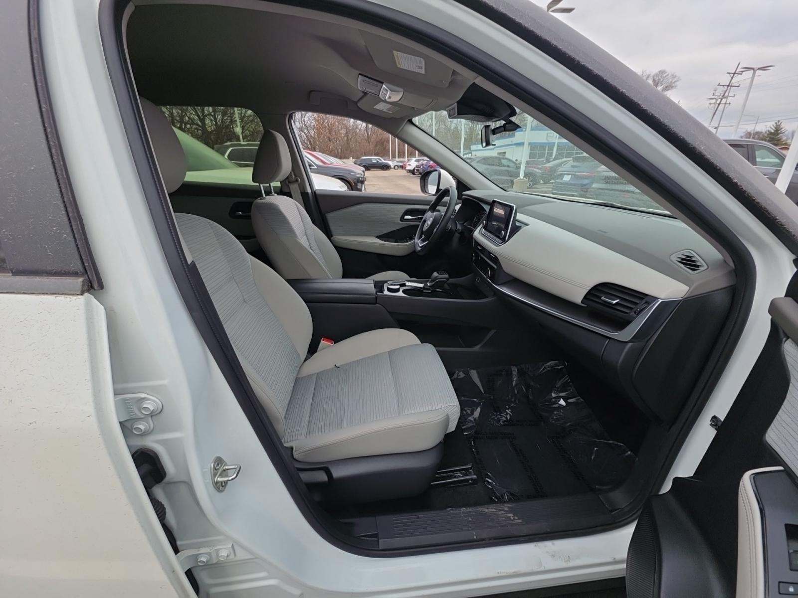 2023 Nissan Rogue SV AWD