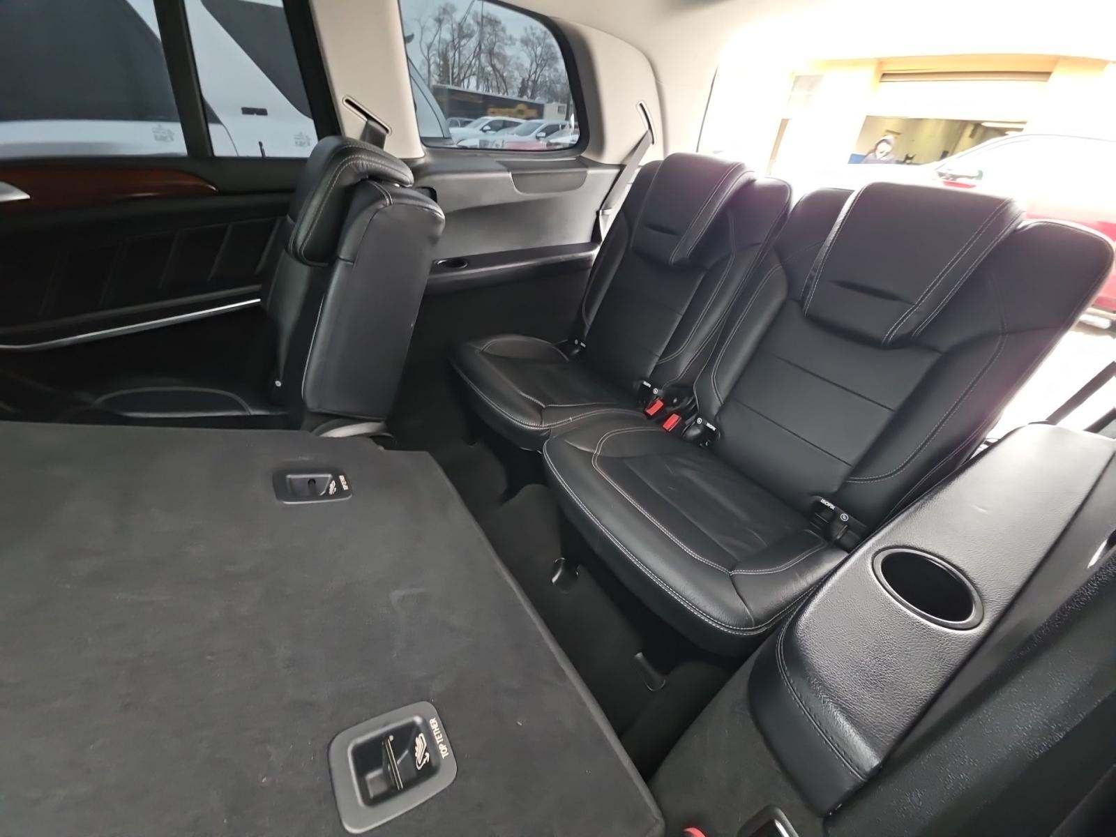 2015 Mercedes-Benz GL-Class GL 550 AWD