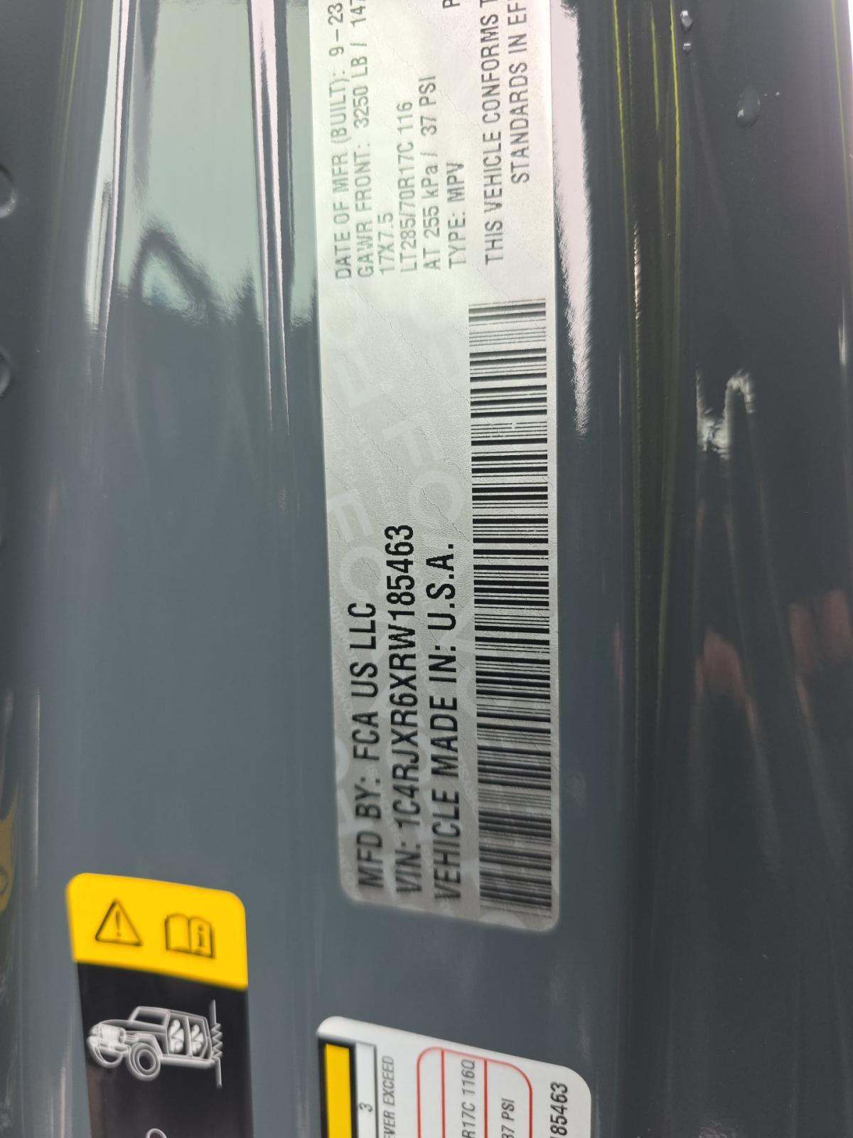 JEEP 4XE RUBICON X - 5