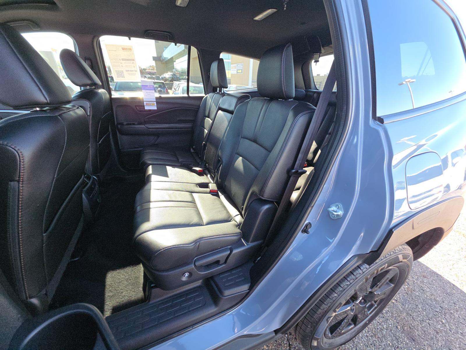 2022 Honda Pilot TrailSport AWD