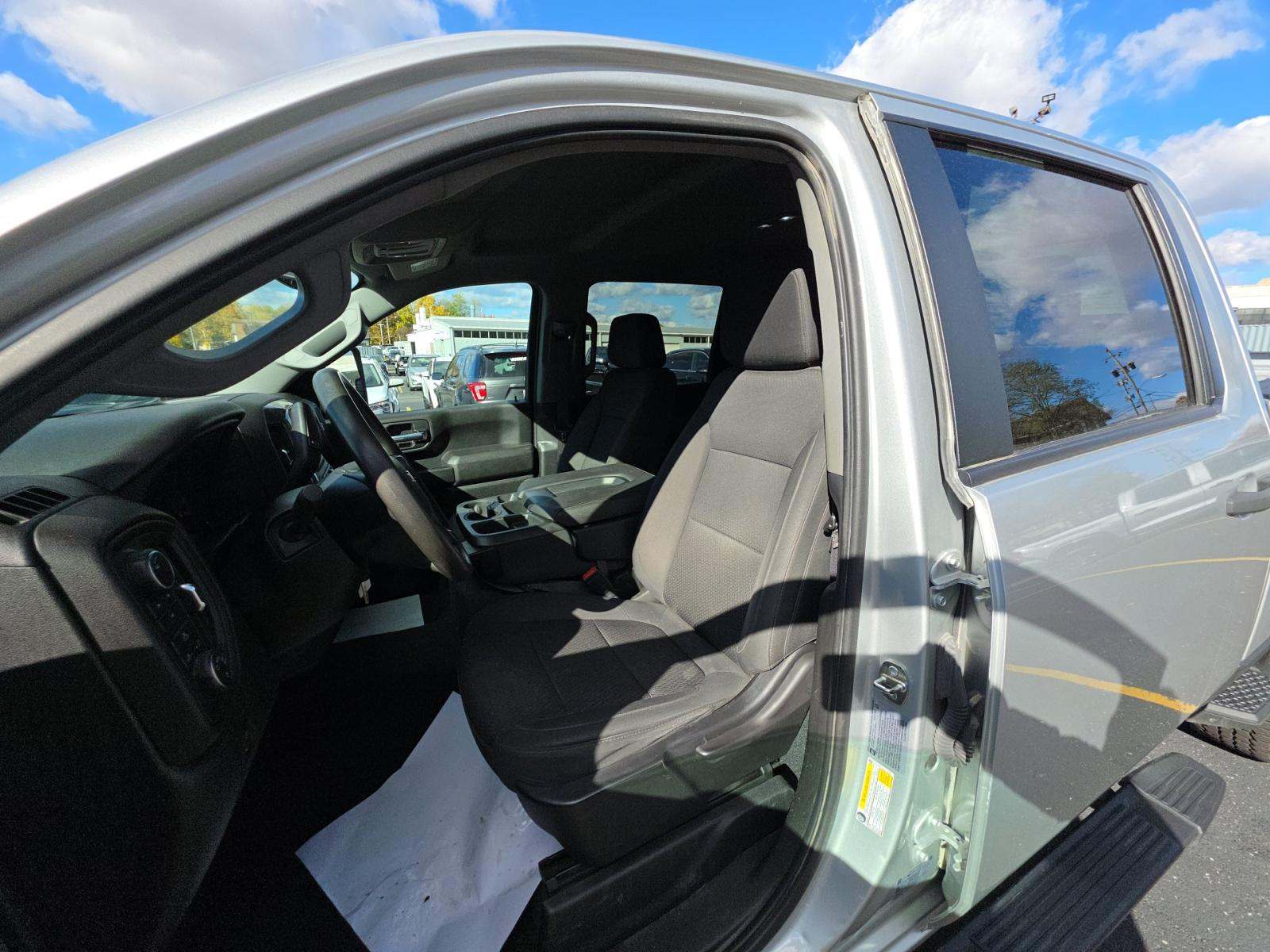 2023 Chevrolet Silverado 2500HD Custom AWD