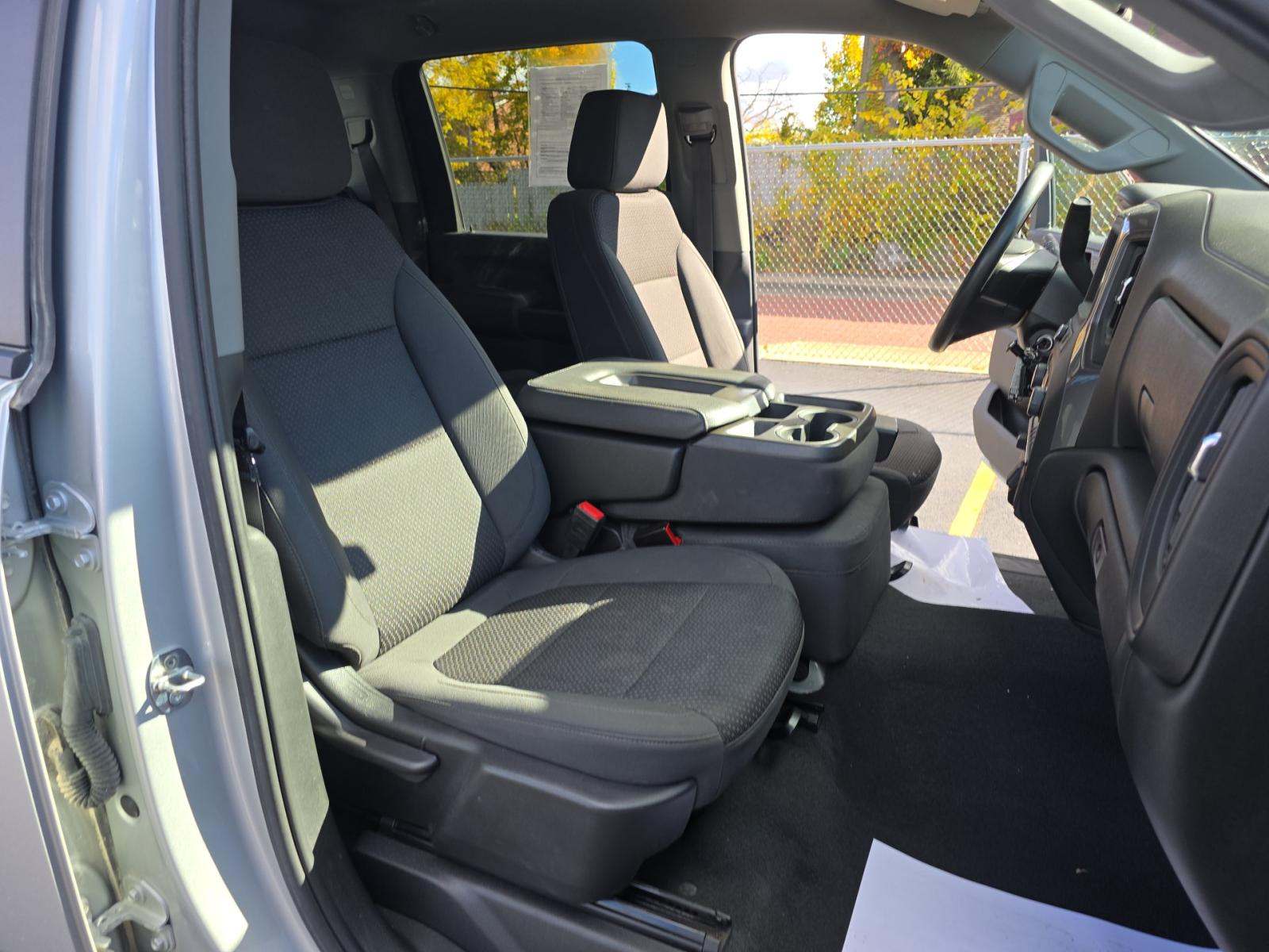 2023 Chevrolet Silverado 2500HD Custom AWD