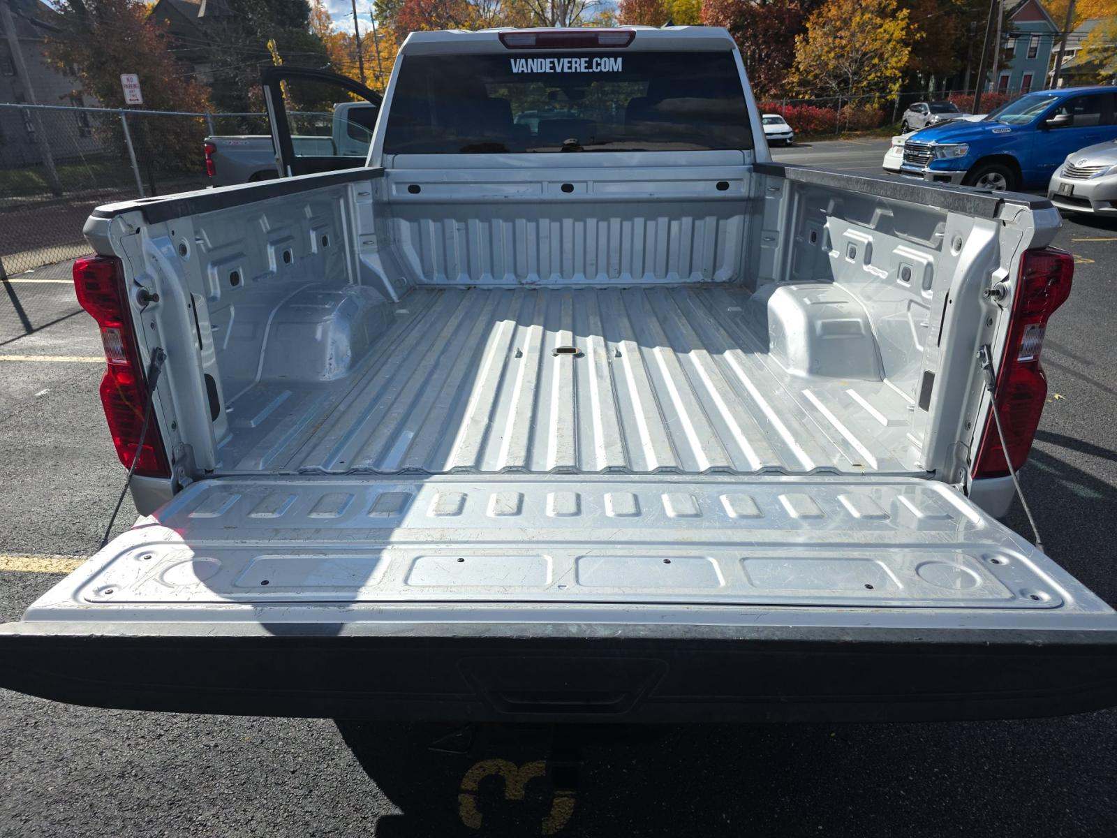 2023 Chevrolet Silverado 2500HD Custom AWD