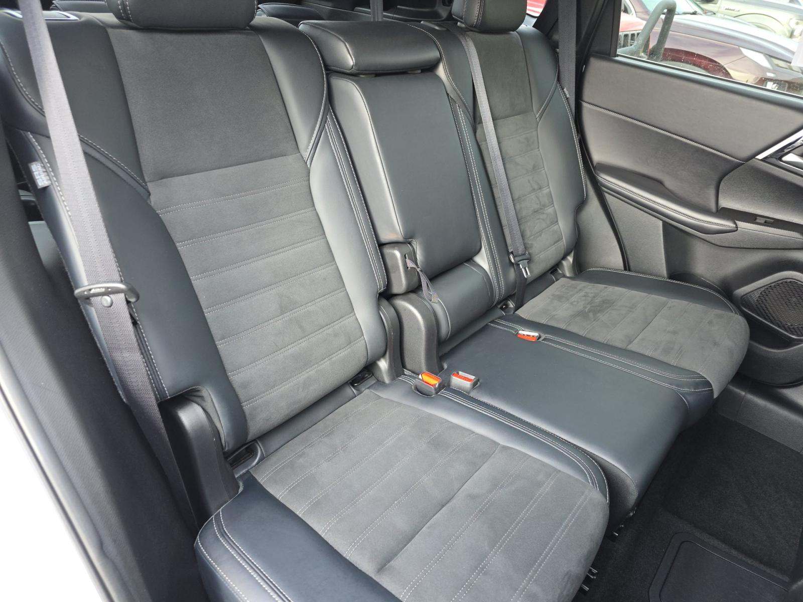 2024 Mitsubishi Outlander PHEV SE AWD