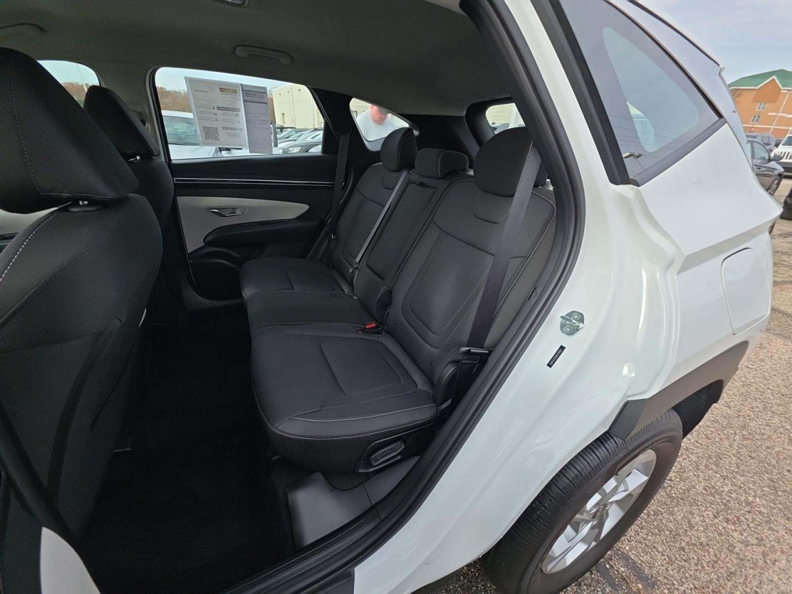 2024 Hyundai Tucson SE FWD