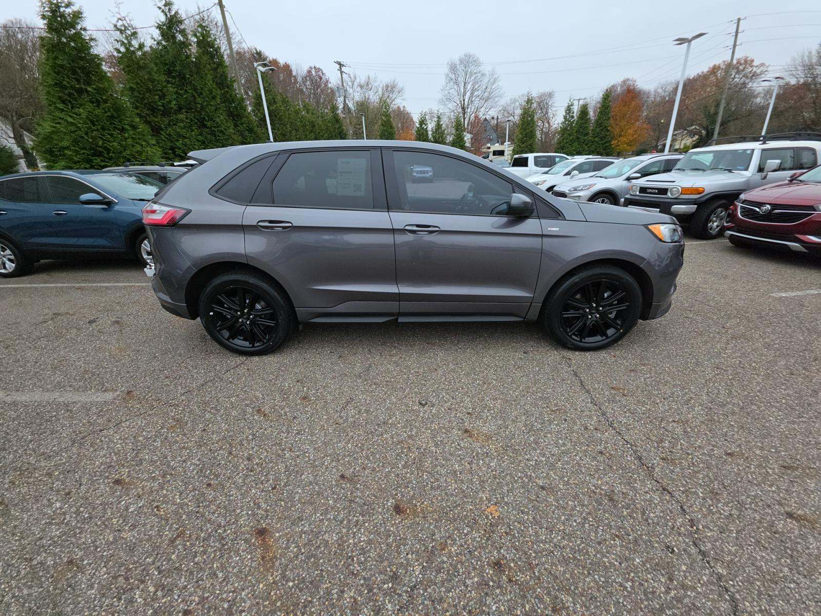 2022 Ford Edge ST-Line AWD
