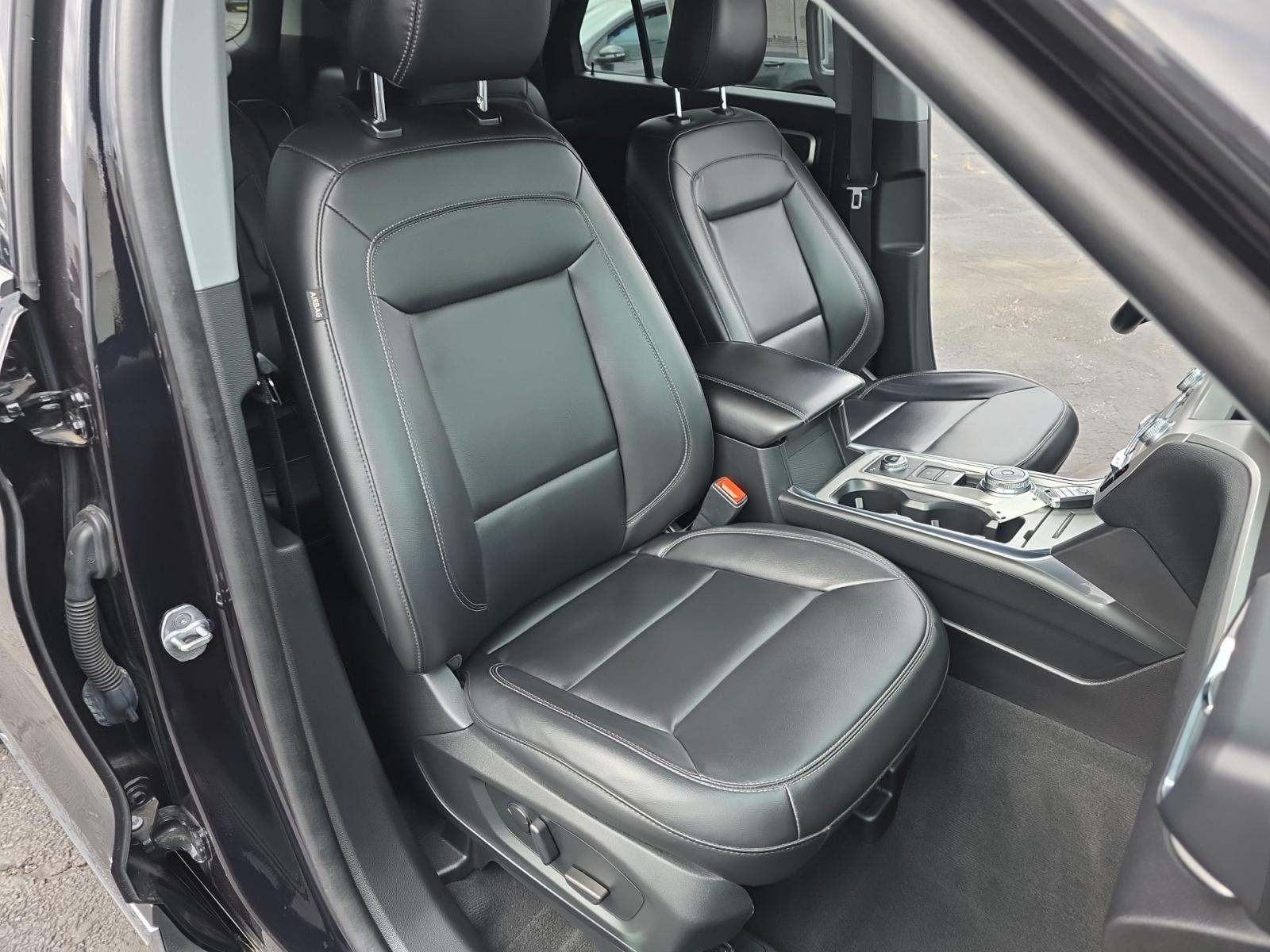 2022 Ford Explorer XLT AWD