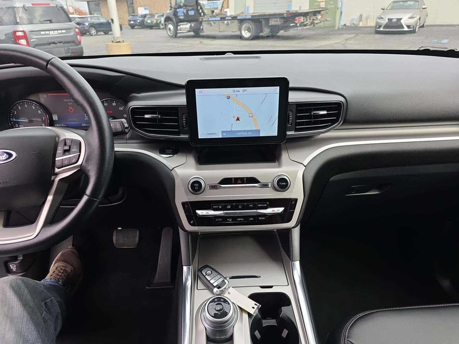 2022 Ford Explorer XLT AWD