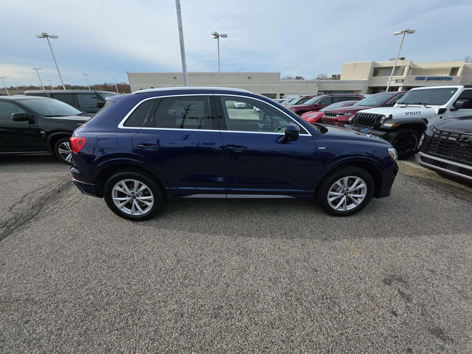 2022 Audi Q3 2.0T S line Premium Plus AWD