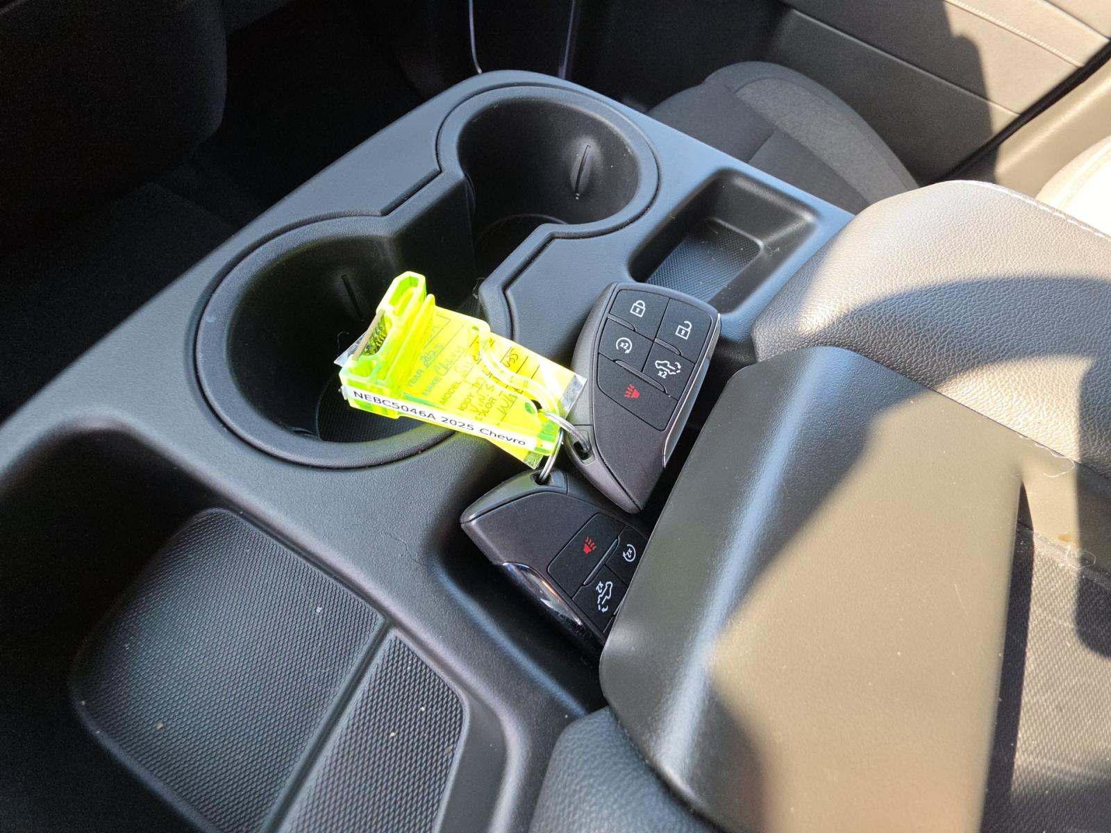 2025 Chevrolet Silverado 1500 RST AWD