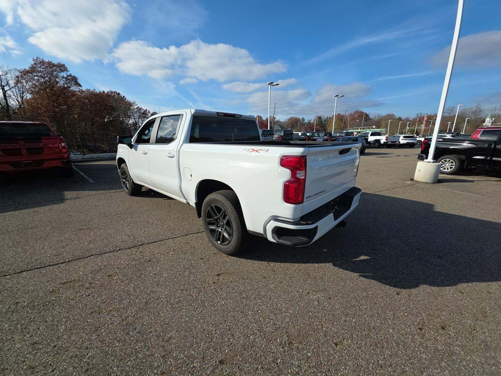 2025 Chevrolet Silverado 1500 RST AWD