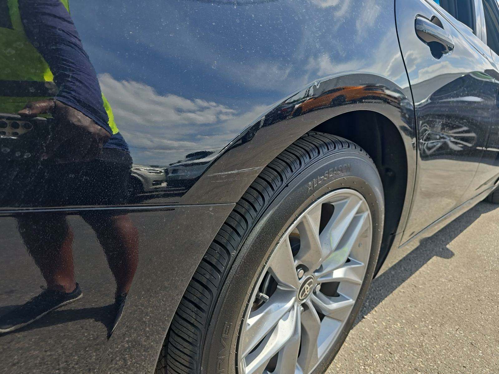 2022 Toyota Avalon Hybrid XLE FWD