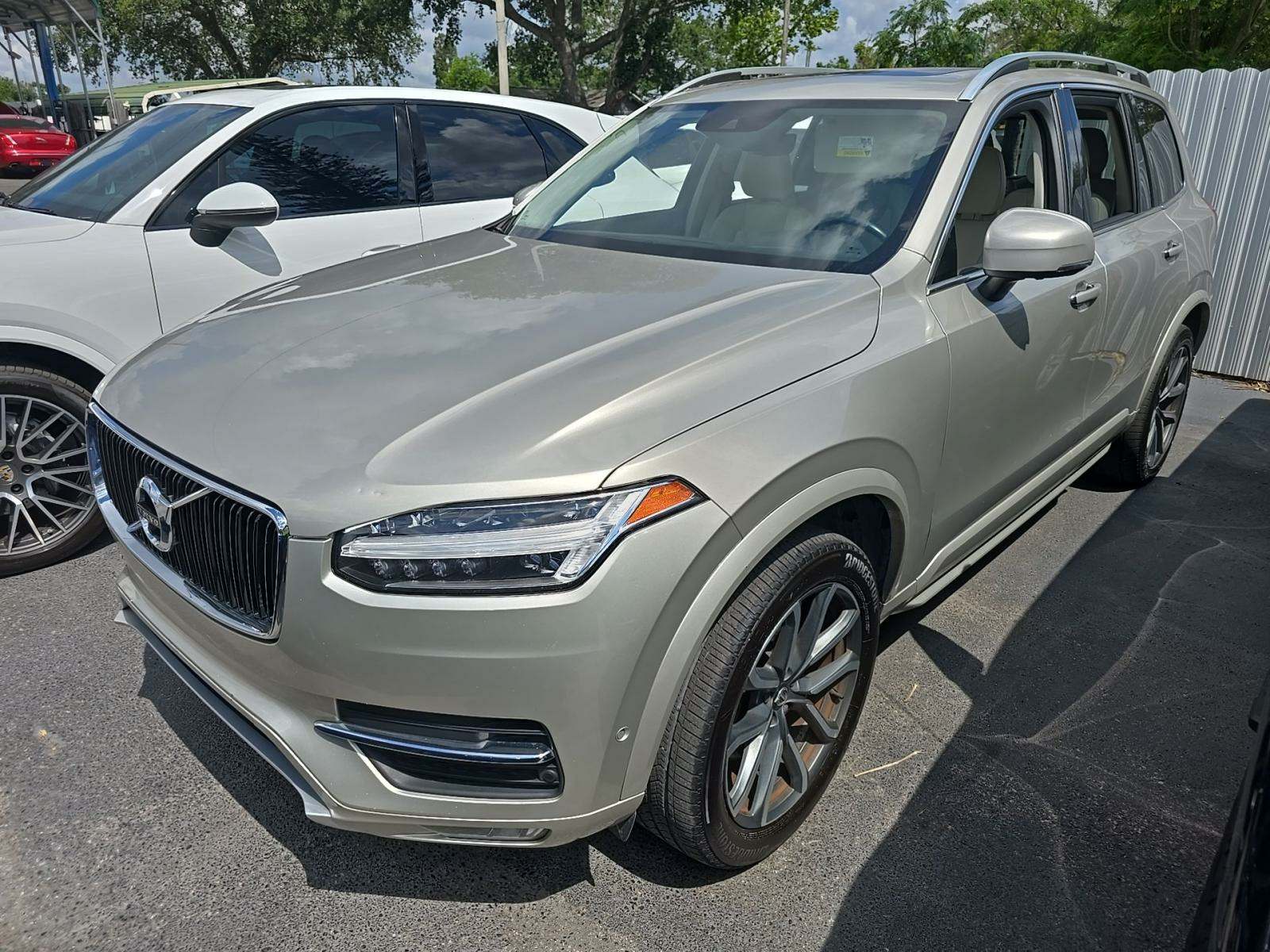 2018 Volvo XC90 T6 Momentum AWD