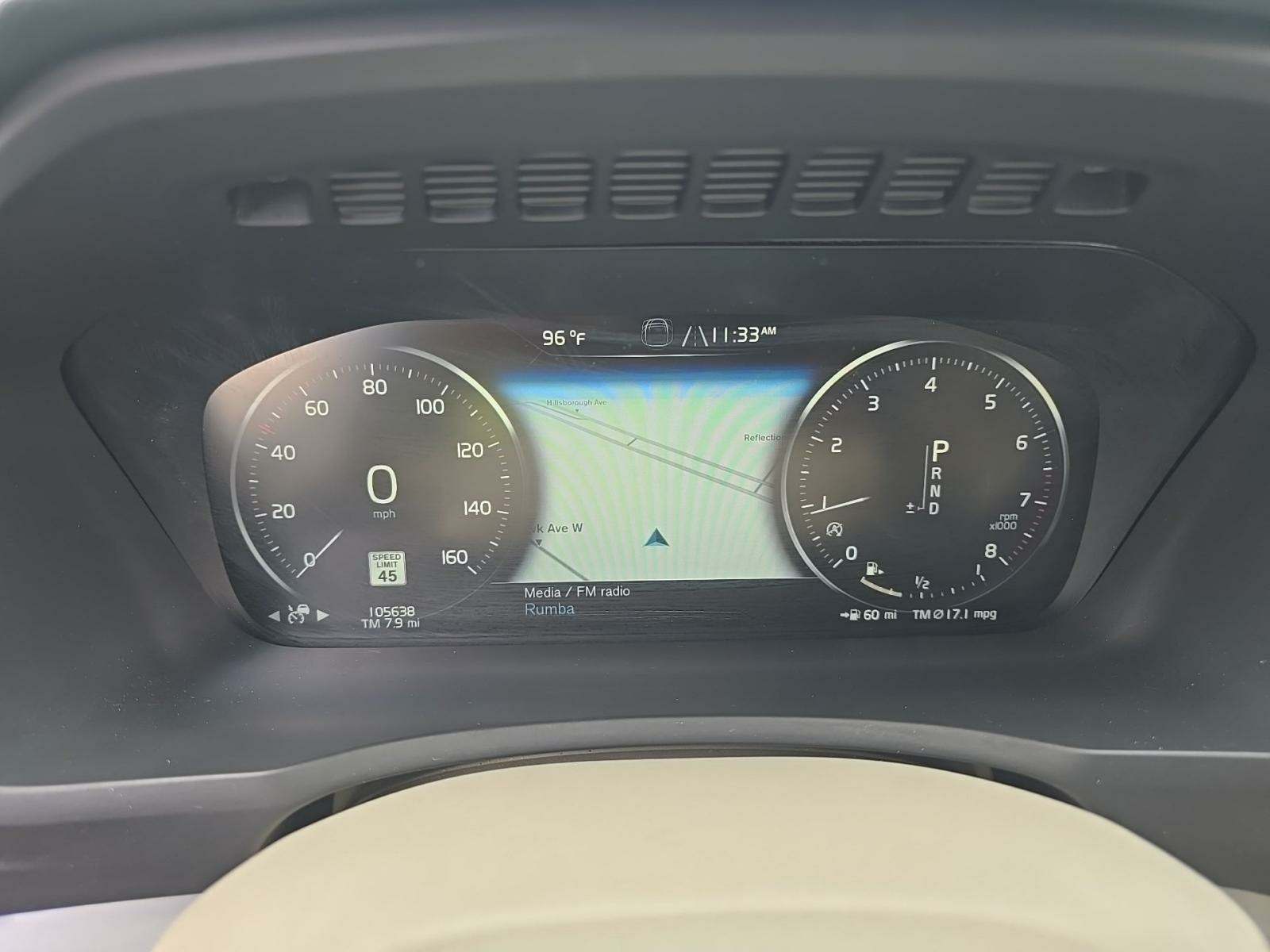 2018 Volvo XC90 T6 Momentum AWD