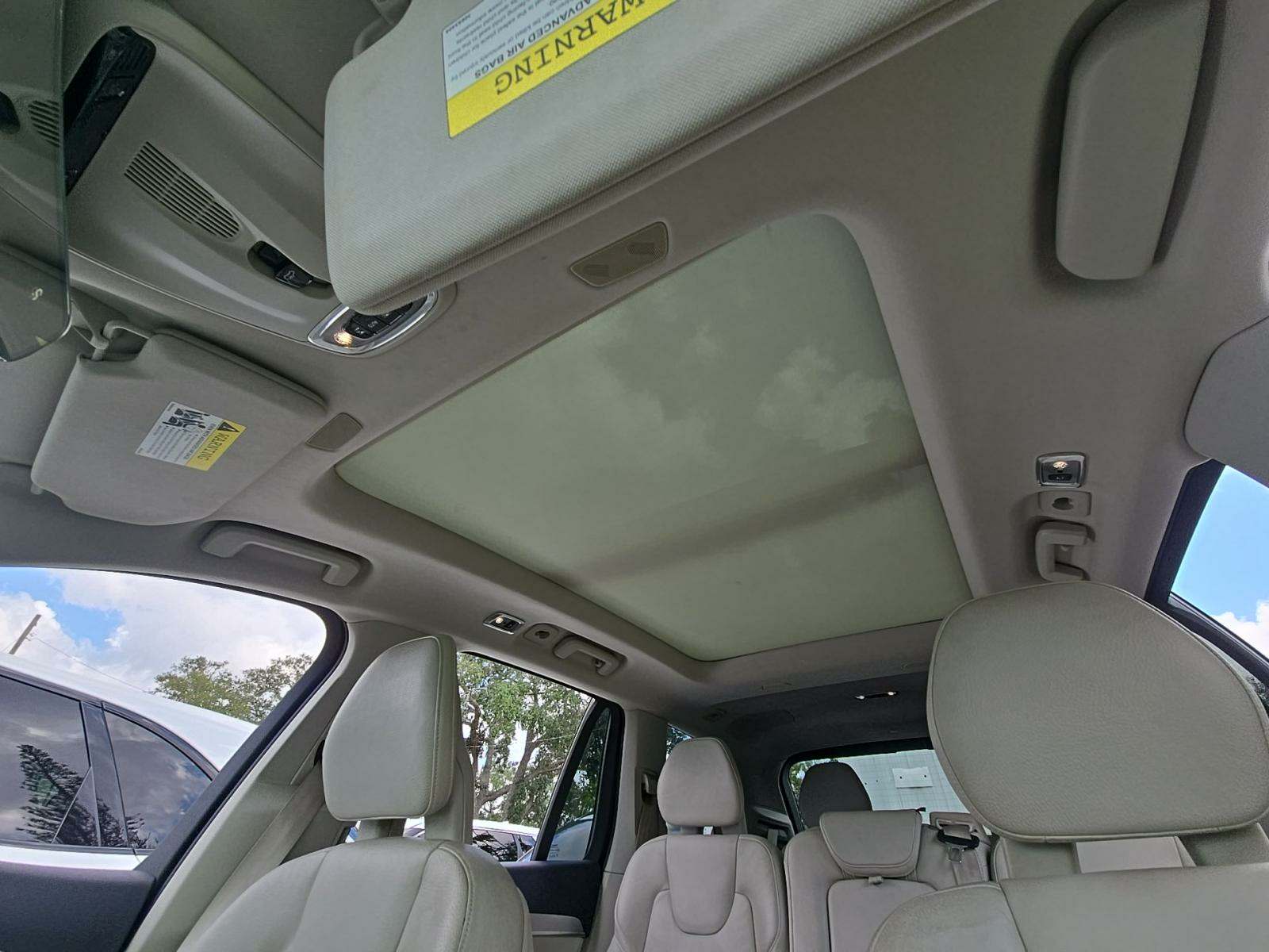 2018 Volvo XC90 T6 Momentum AWD