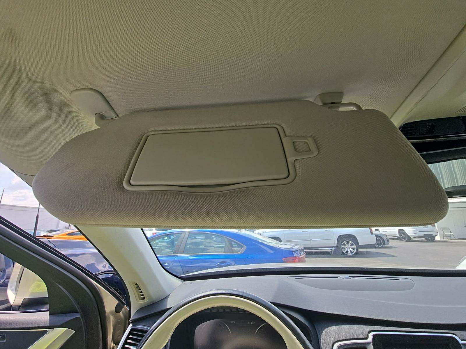 2018 Volvo XC90 T6 Momentum AWD