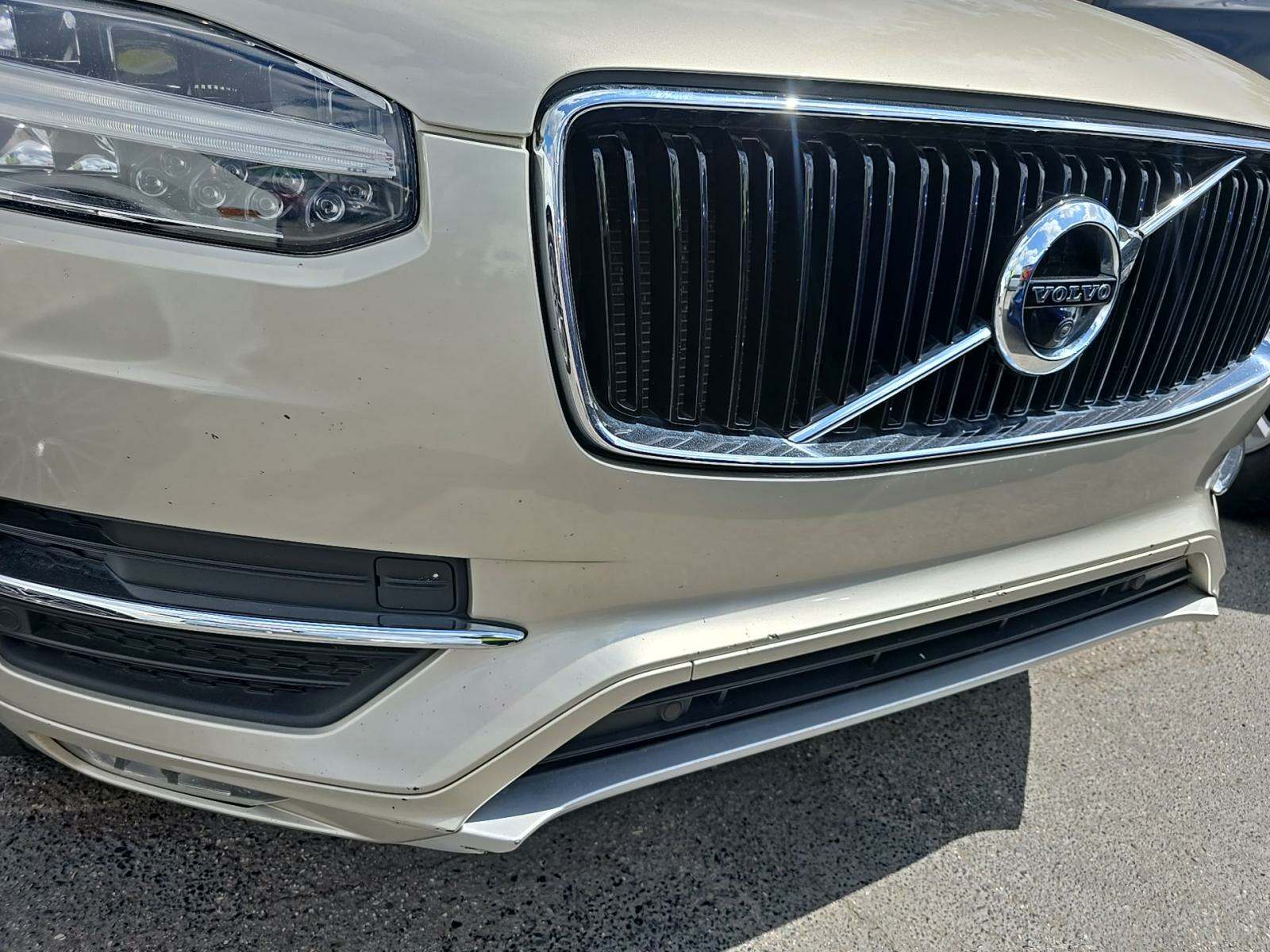 2018 Volvo XC90 T6 Momentum AWD